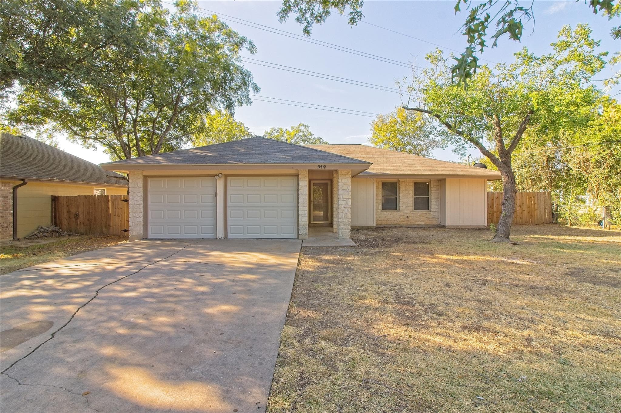 914  Garden Meadow Dr