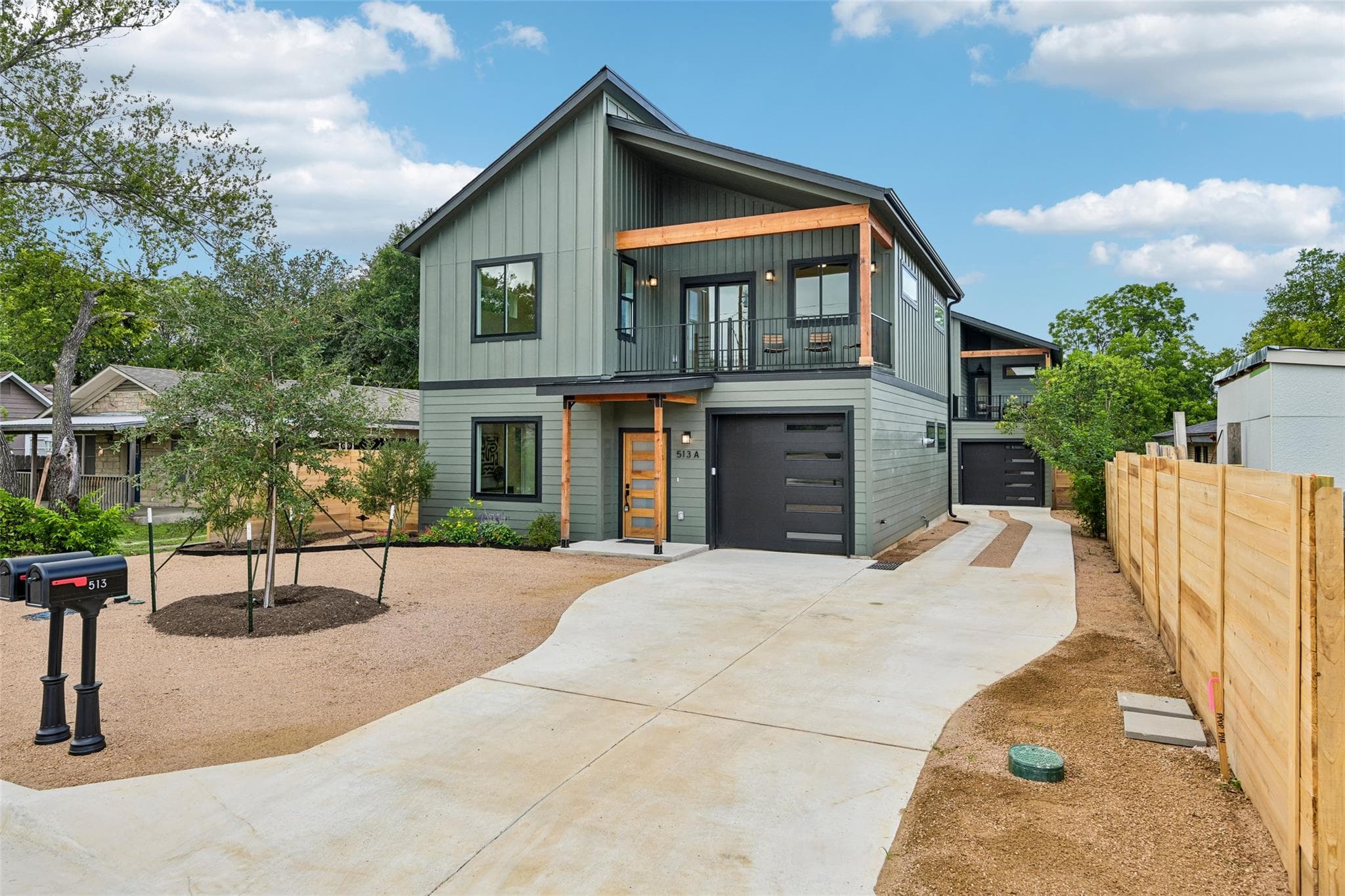 513 W Odell St  #A