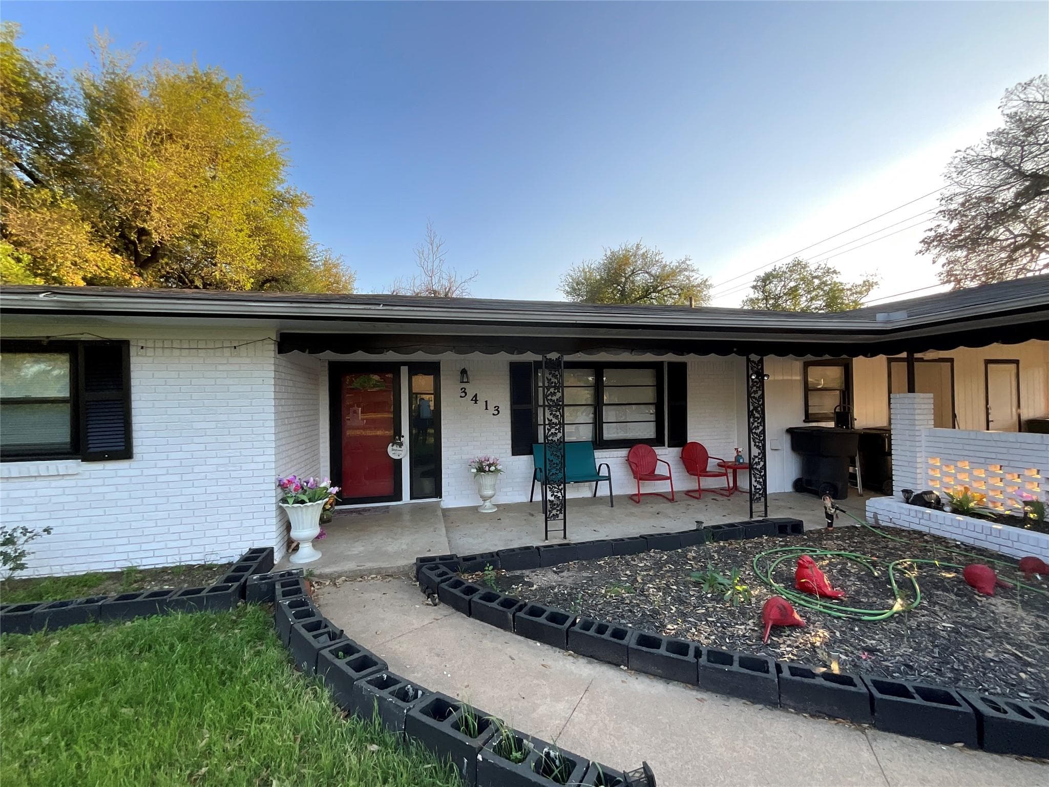 3413  Forest Trl
