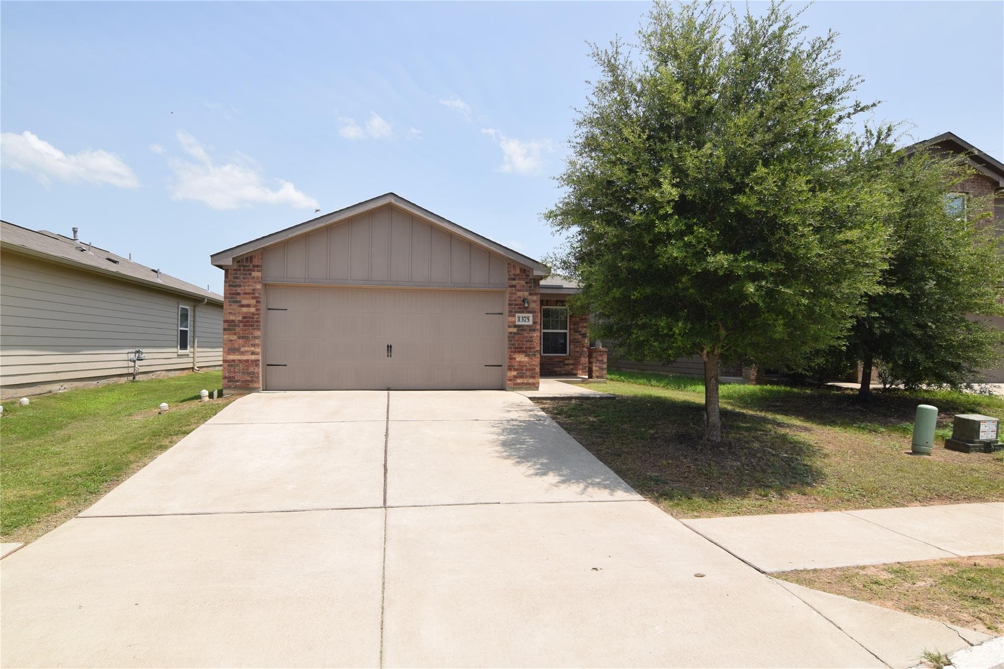 1375 Amy Dr