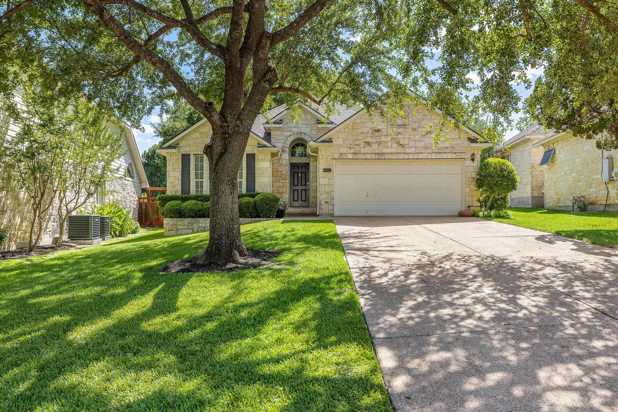 4011 Sable Oaks Dr