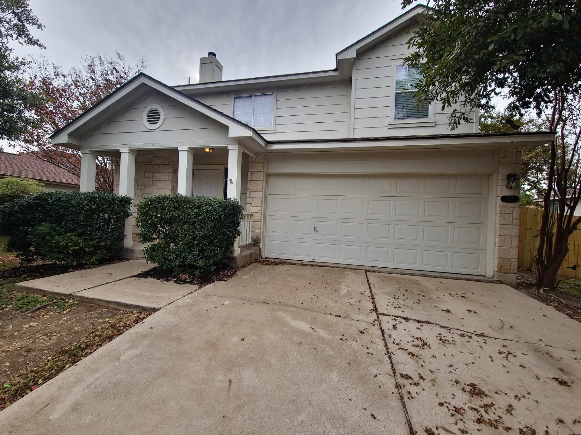 107  Orange Tree Ln