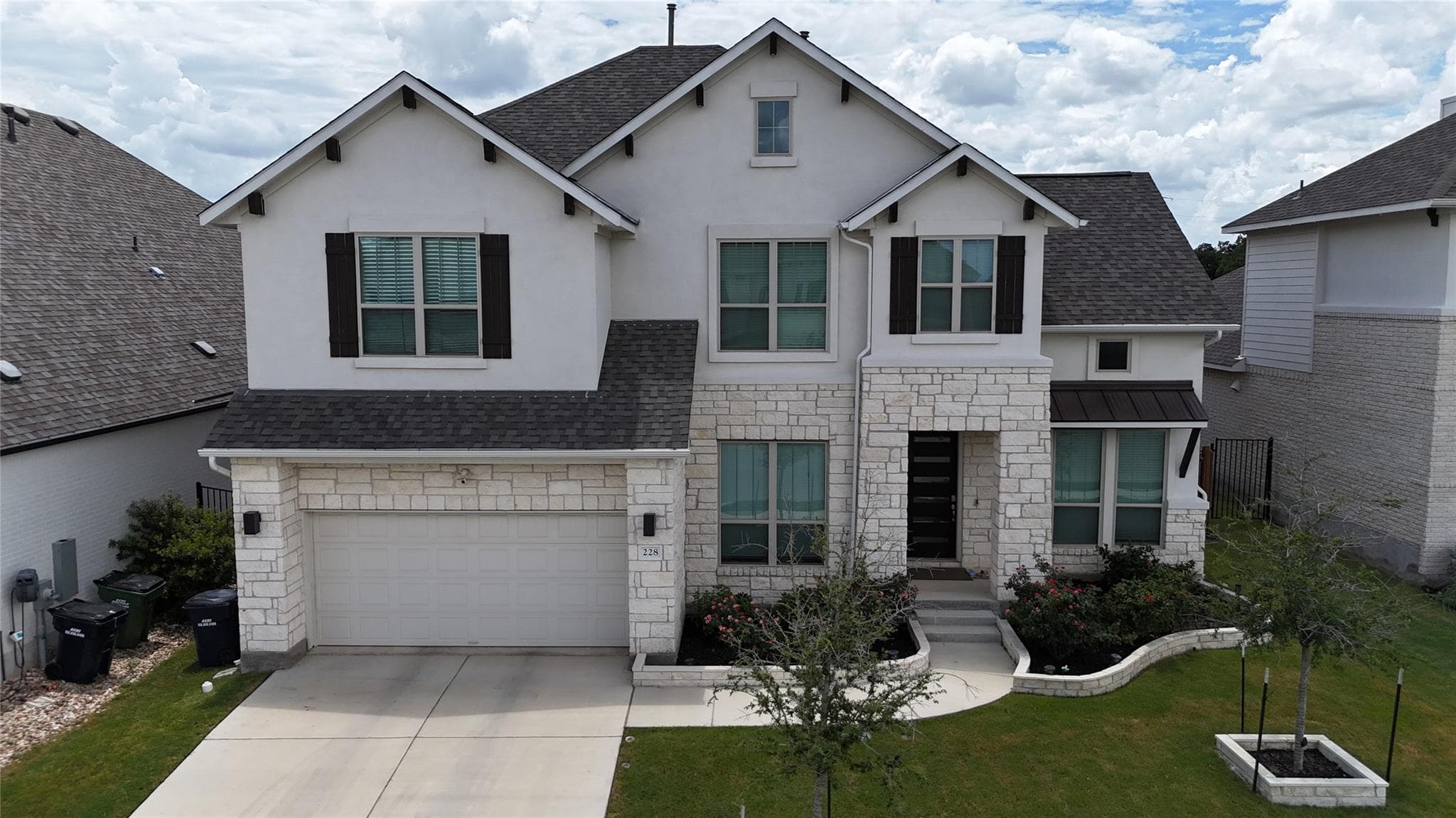 228  Poole Ln