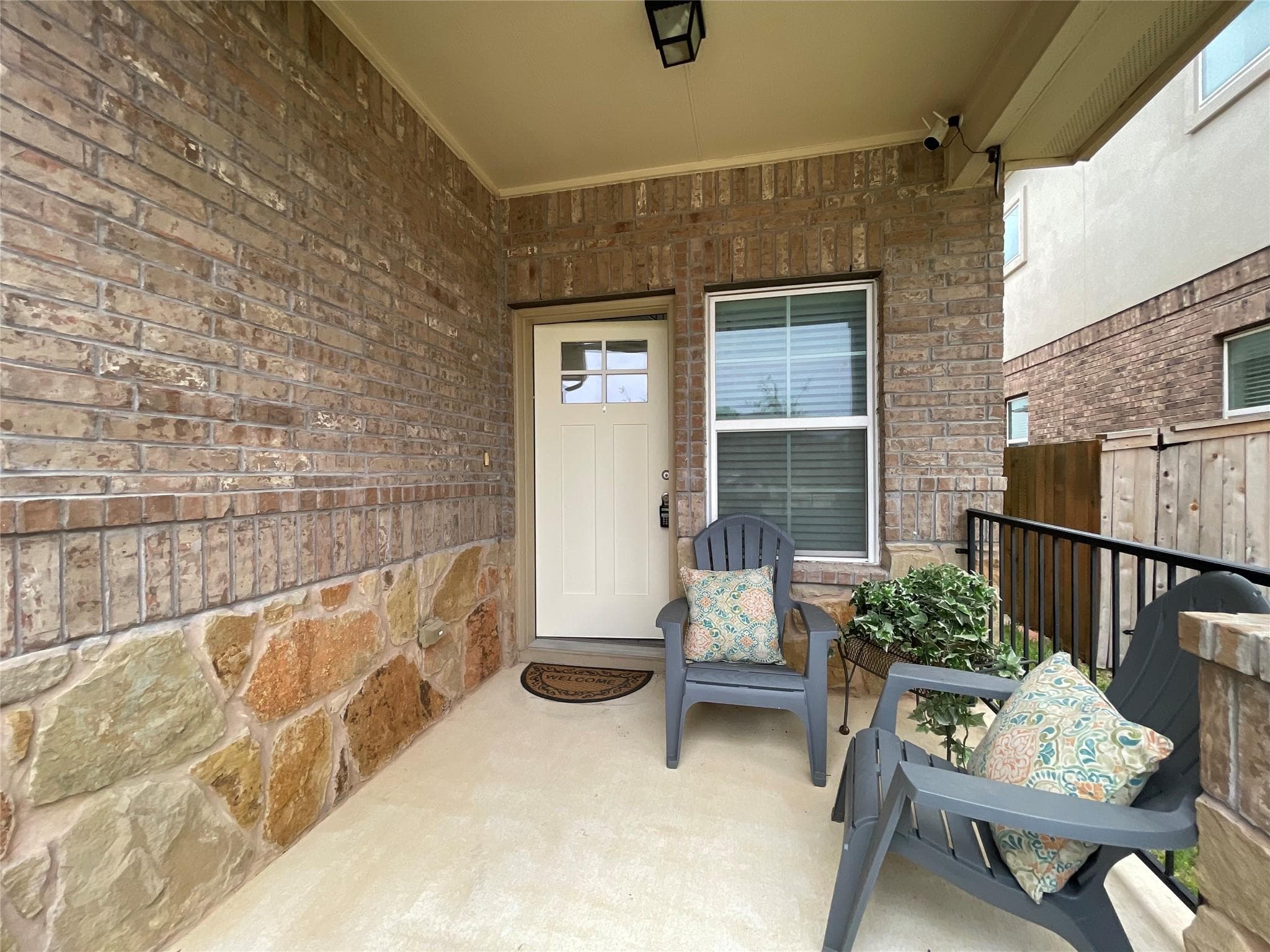 1173 La Conterra Blvd