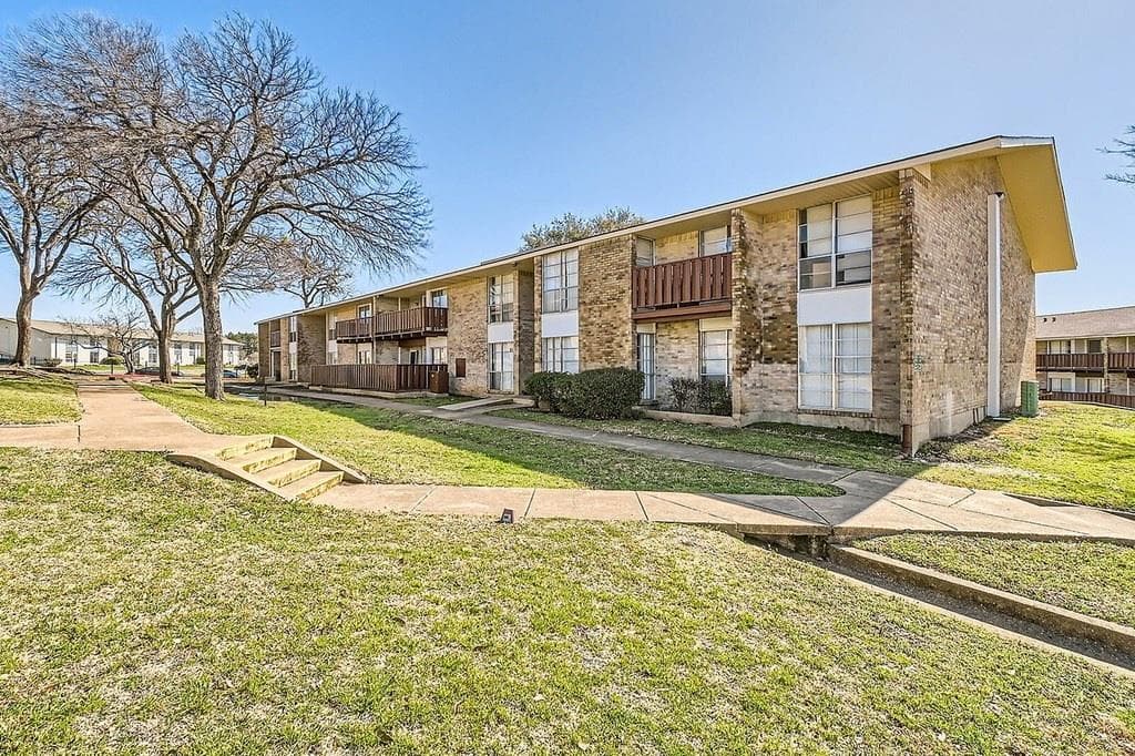 3523 Fawn Valley Dr #1065