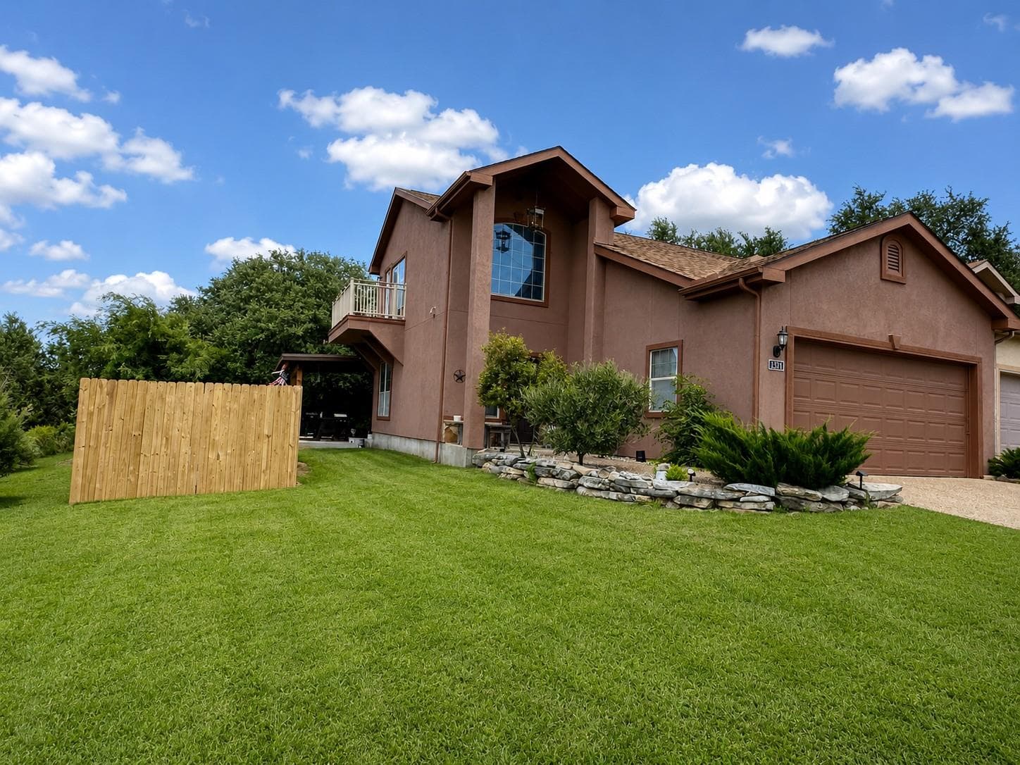 134 Clearwater Ct #8
