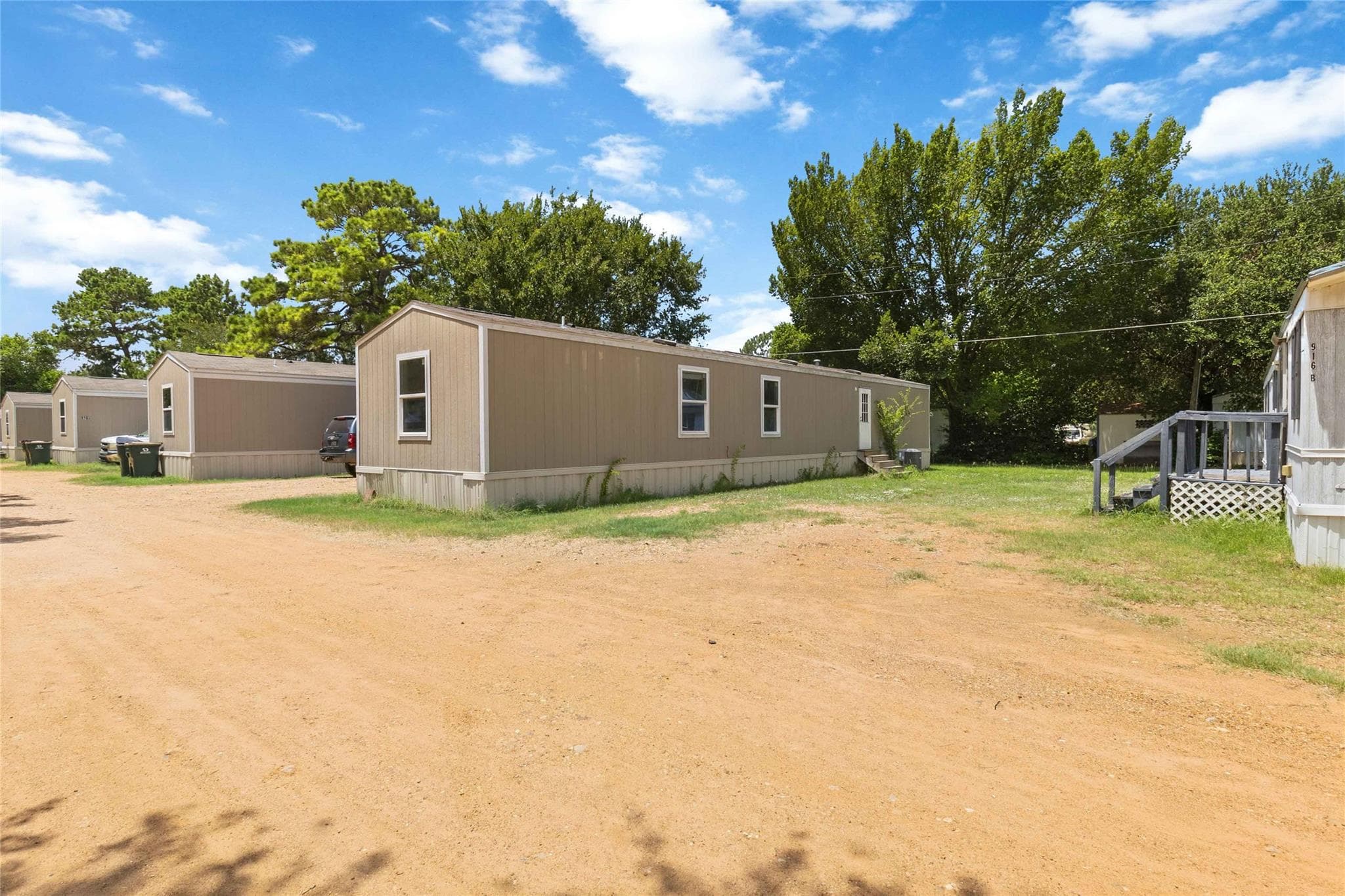 908 Turney Ln
