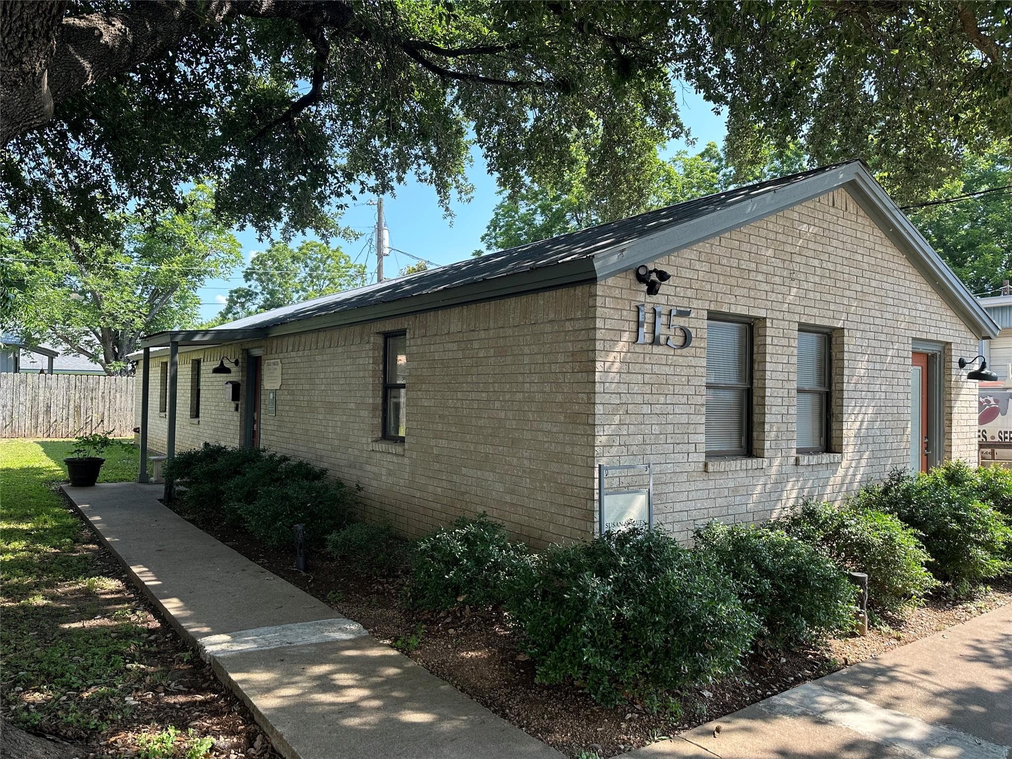 115  150 Loop W #D