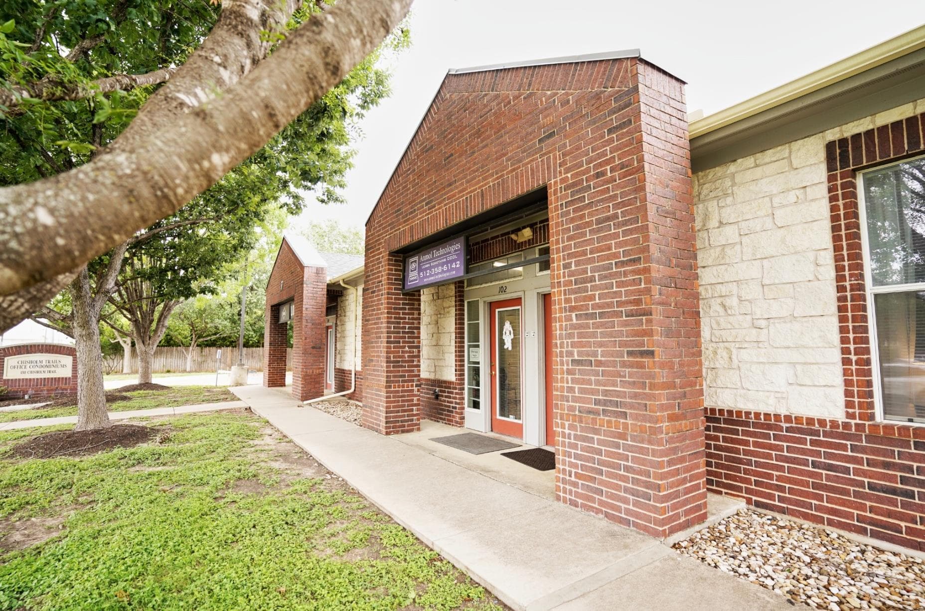 1311  Chisholm Trl  #102