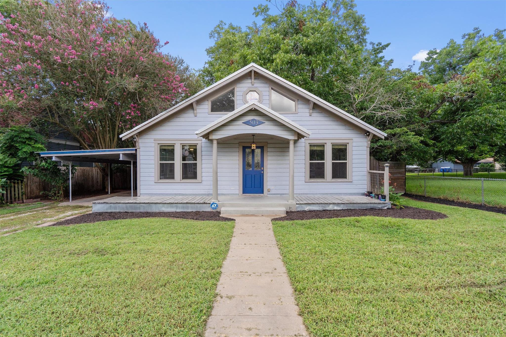 503  Short St