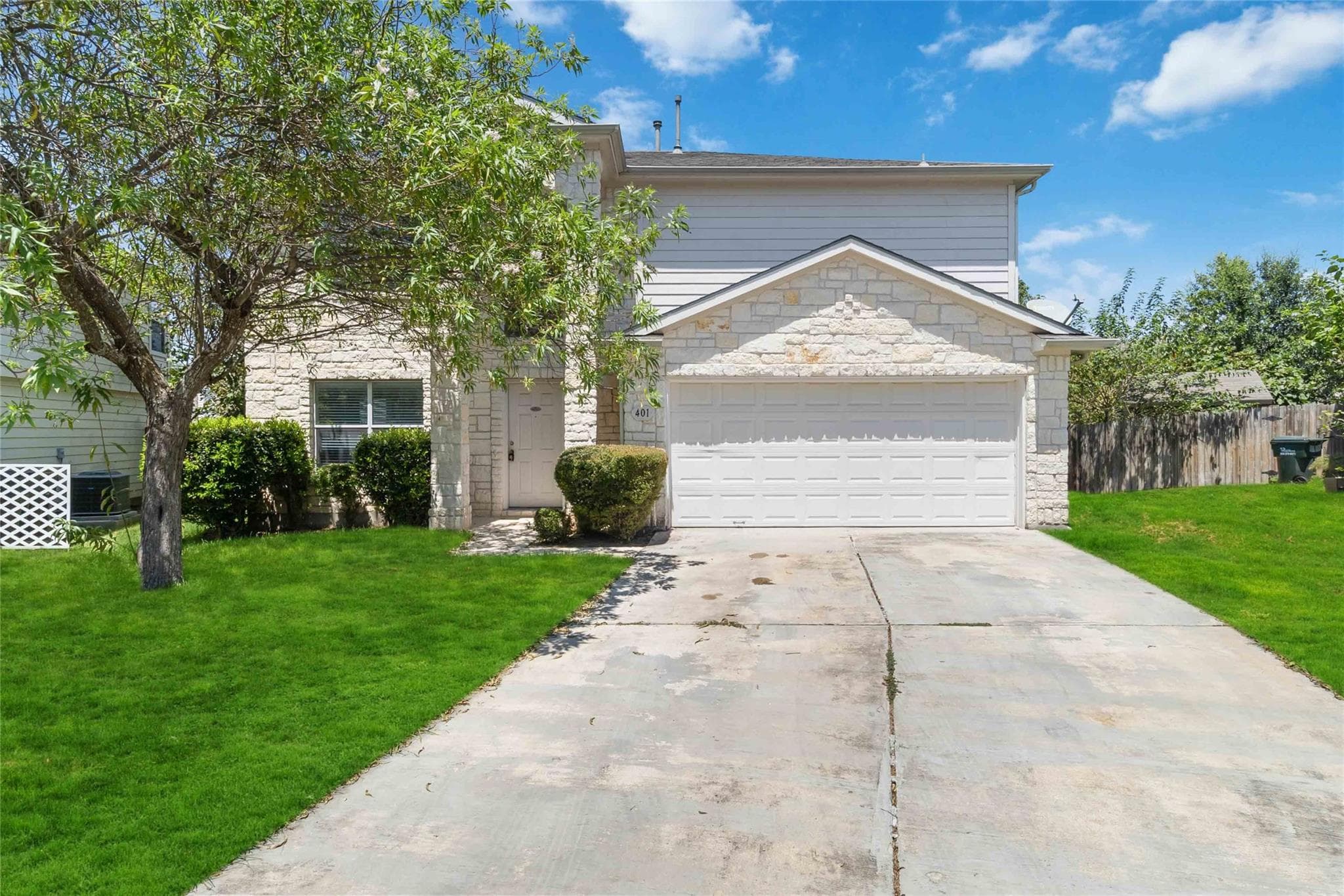 401  Spruce Dr