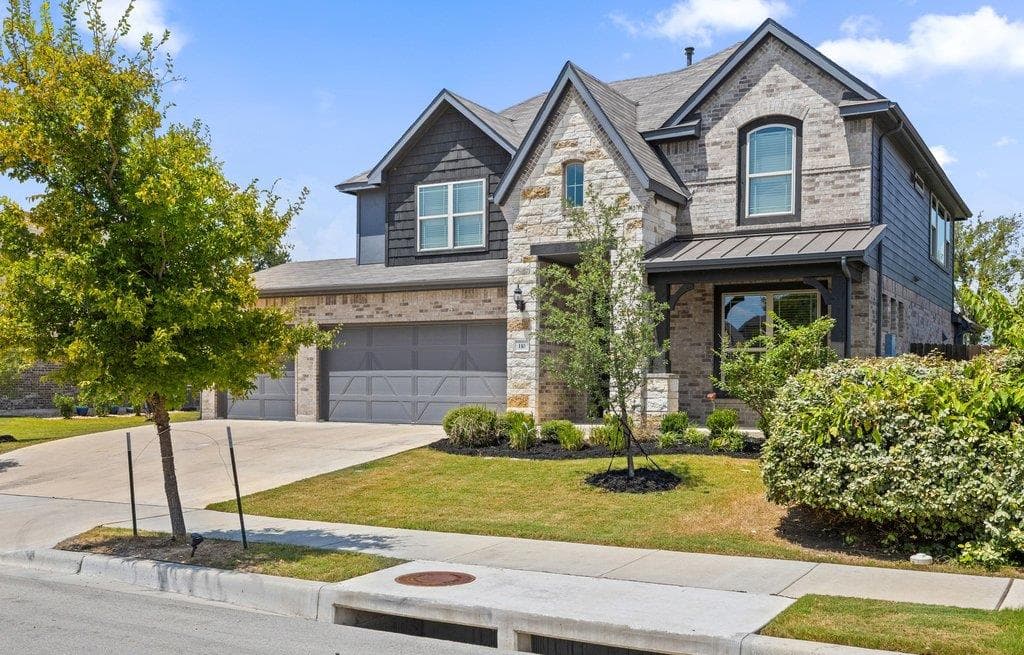 110  Windgate Dr