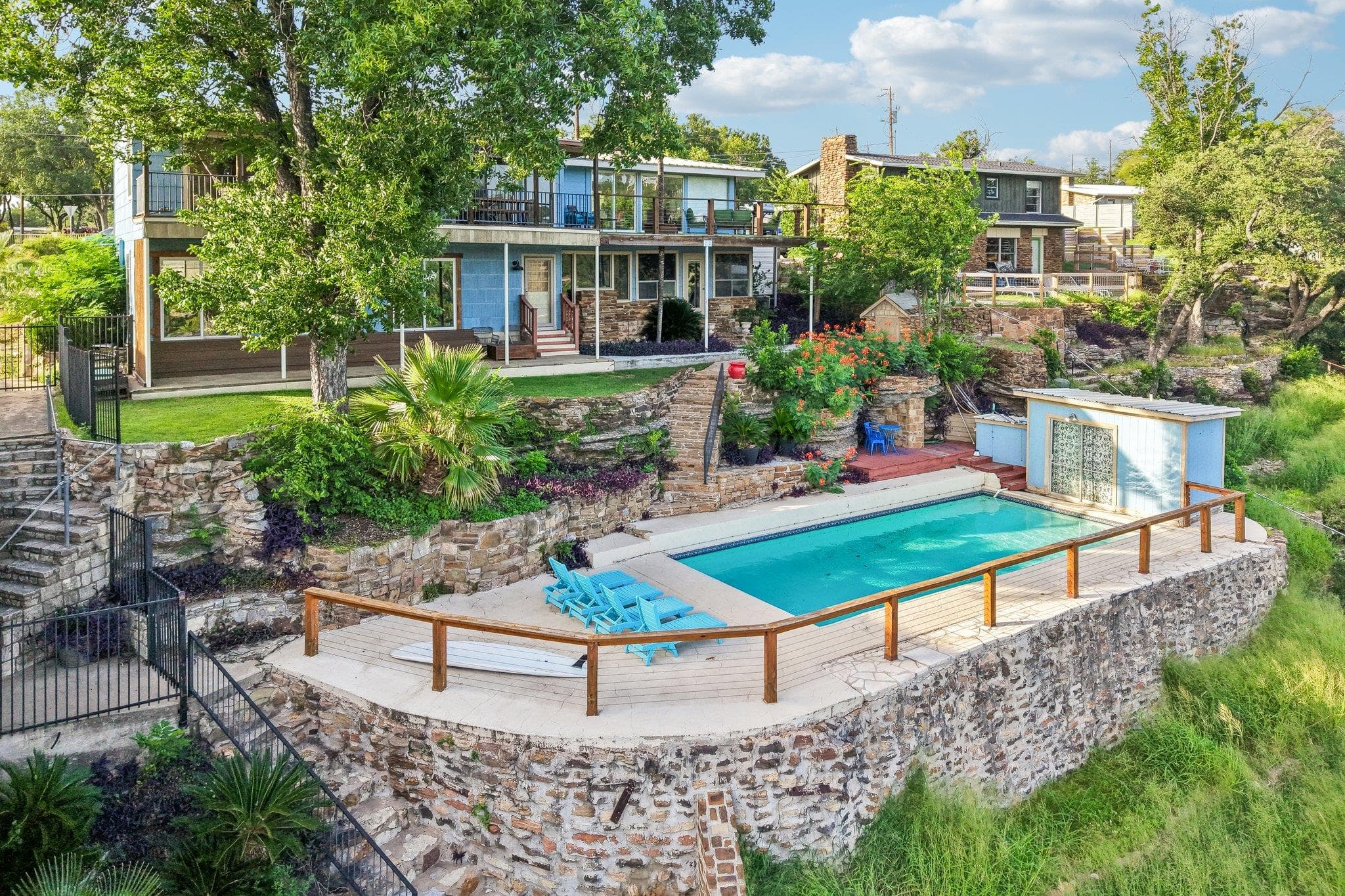 2516  Circle Dr