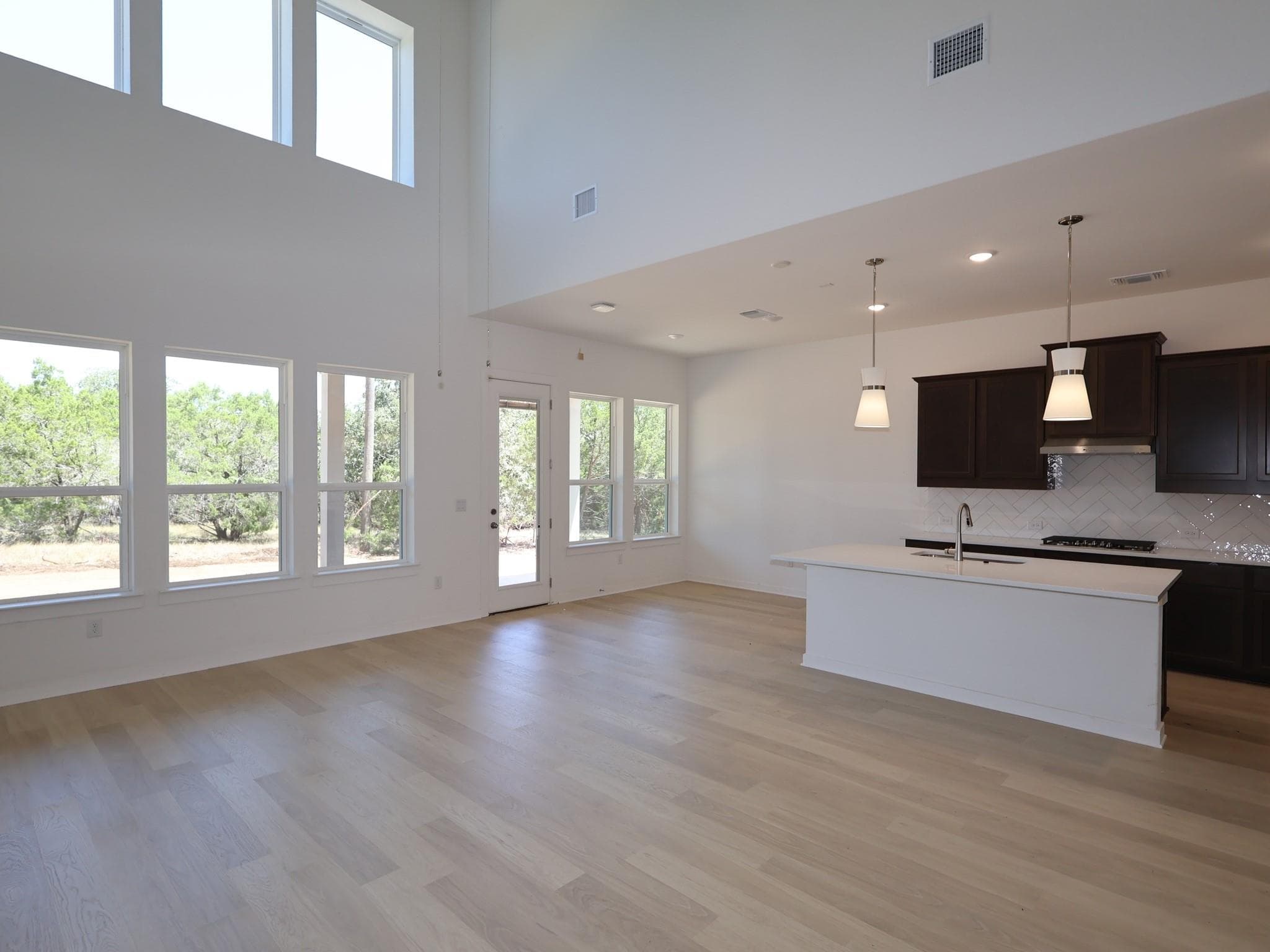 4013  Waxahachie Rd