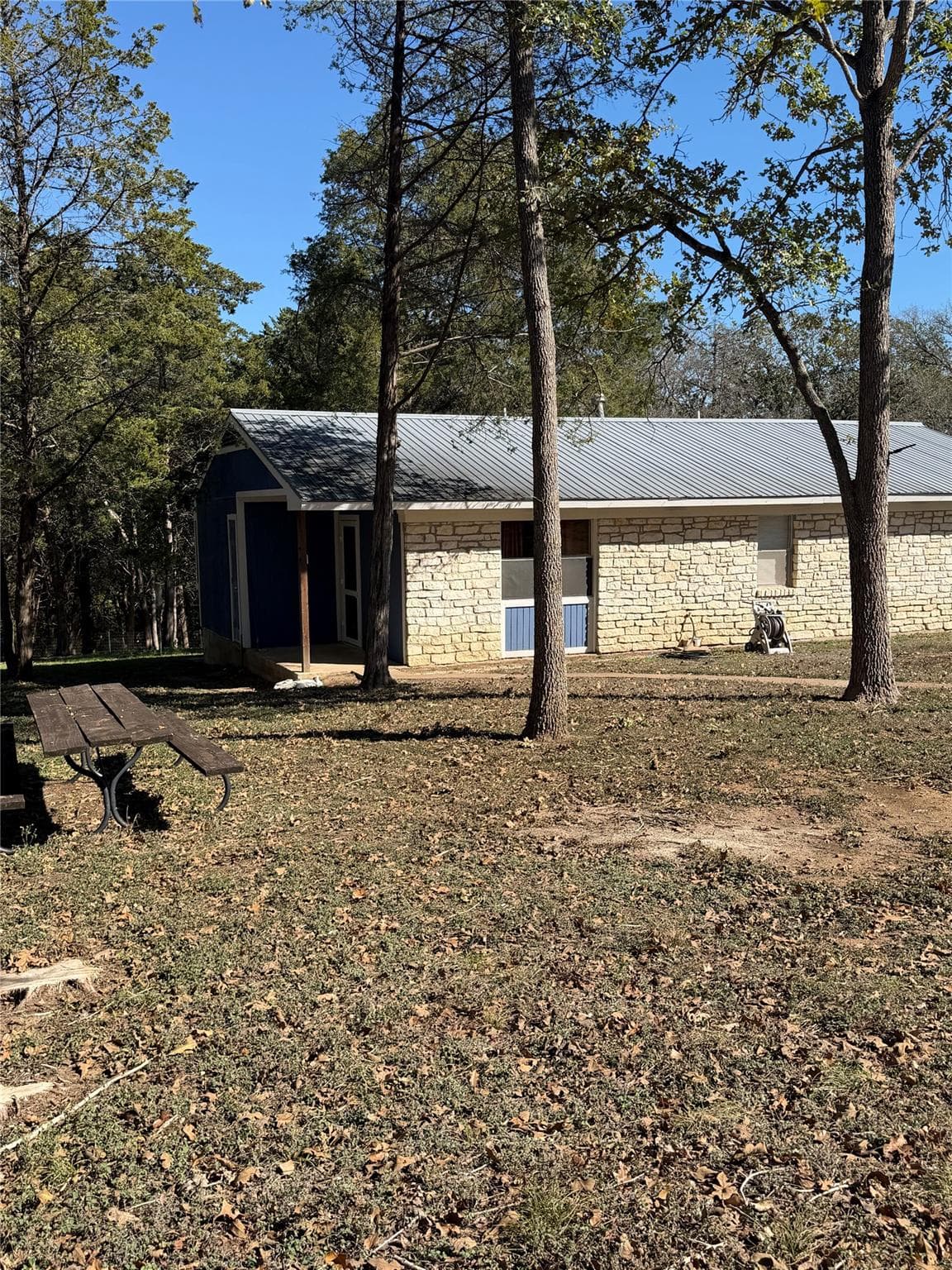 214  The Forest Rd