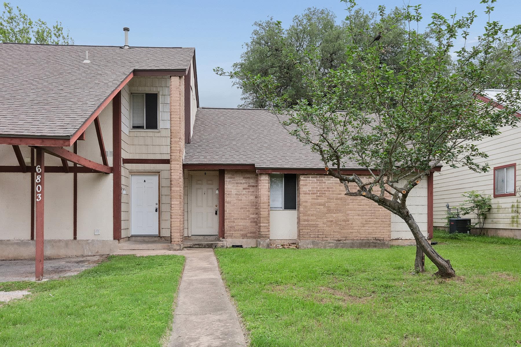 6803 Woodhue Dr #B