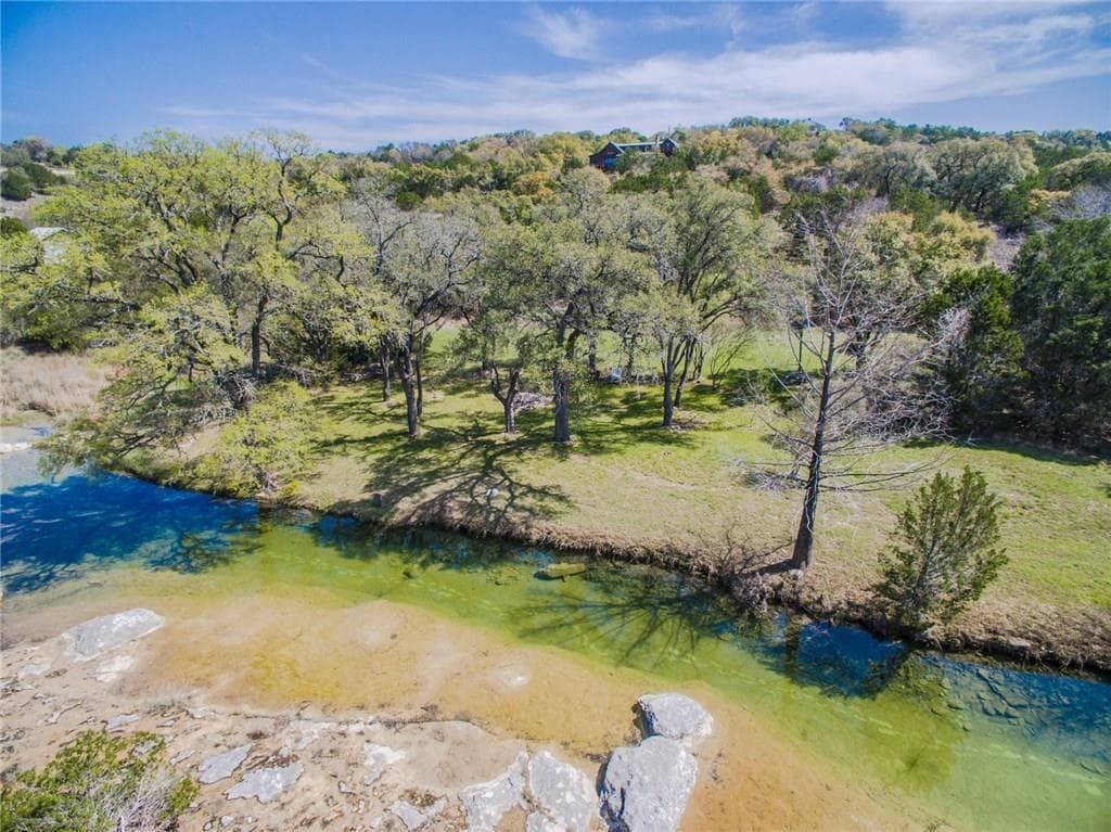 141  Hill Cv