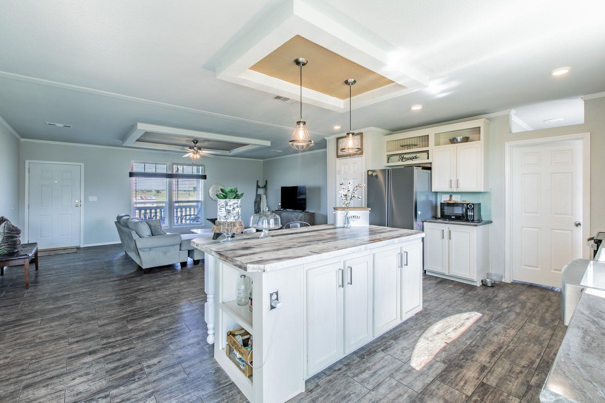 127 Dockal Dr