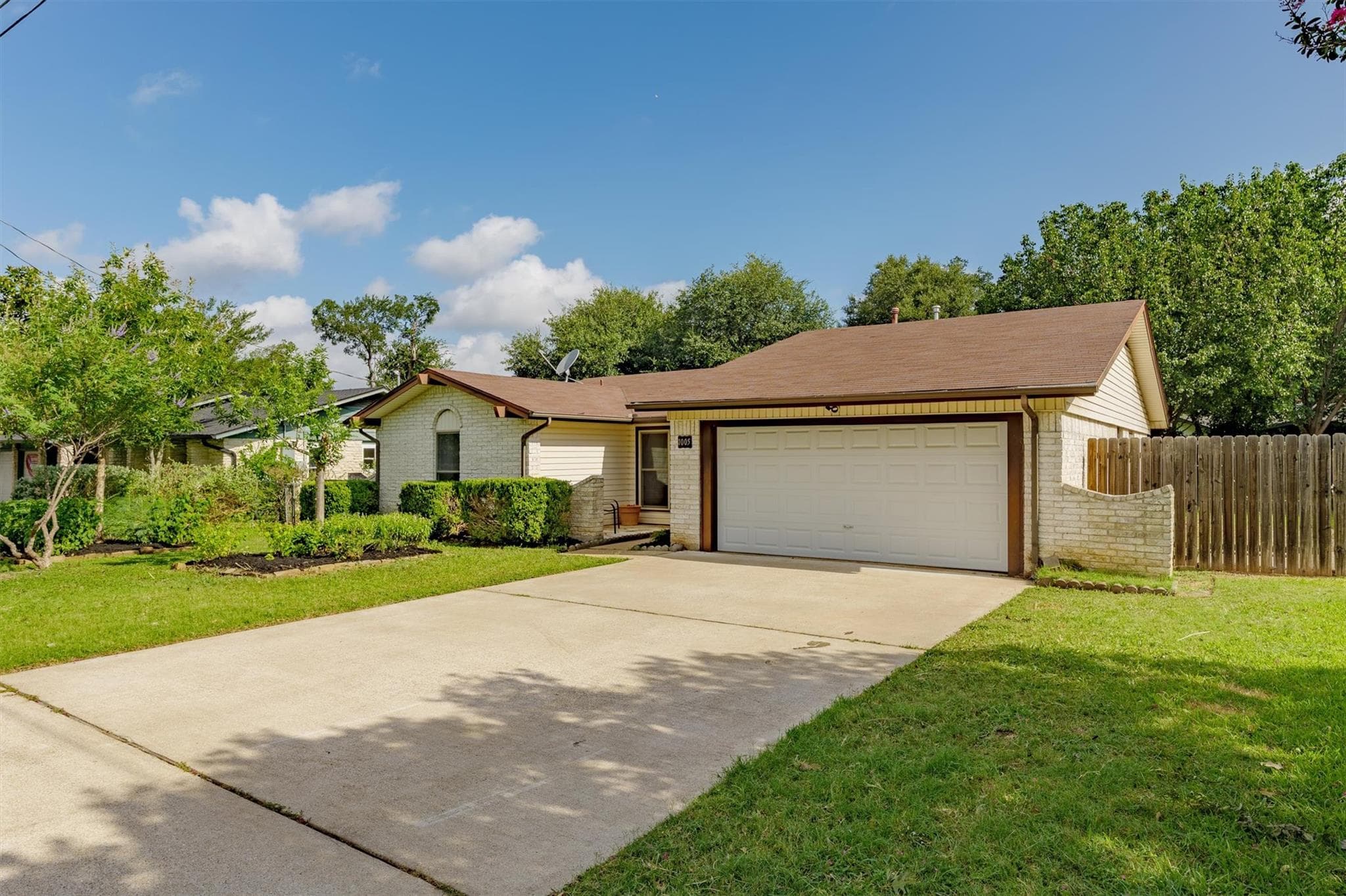 1005  Ranch Rd