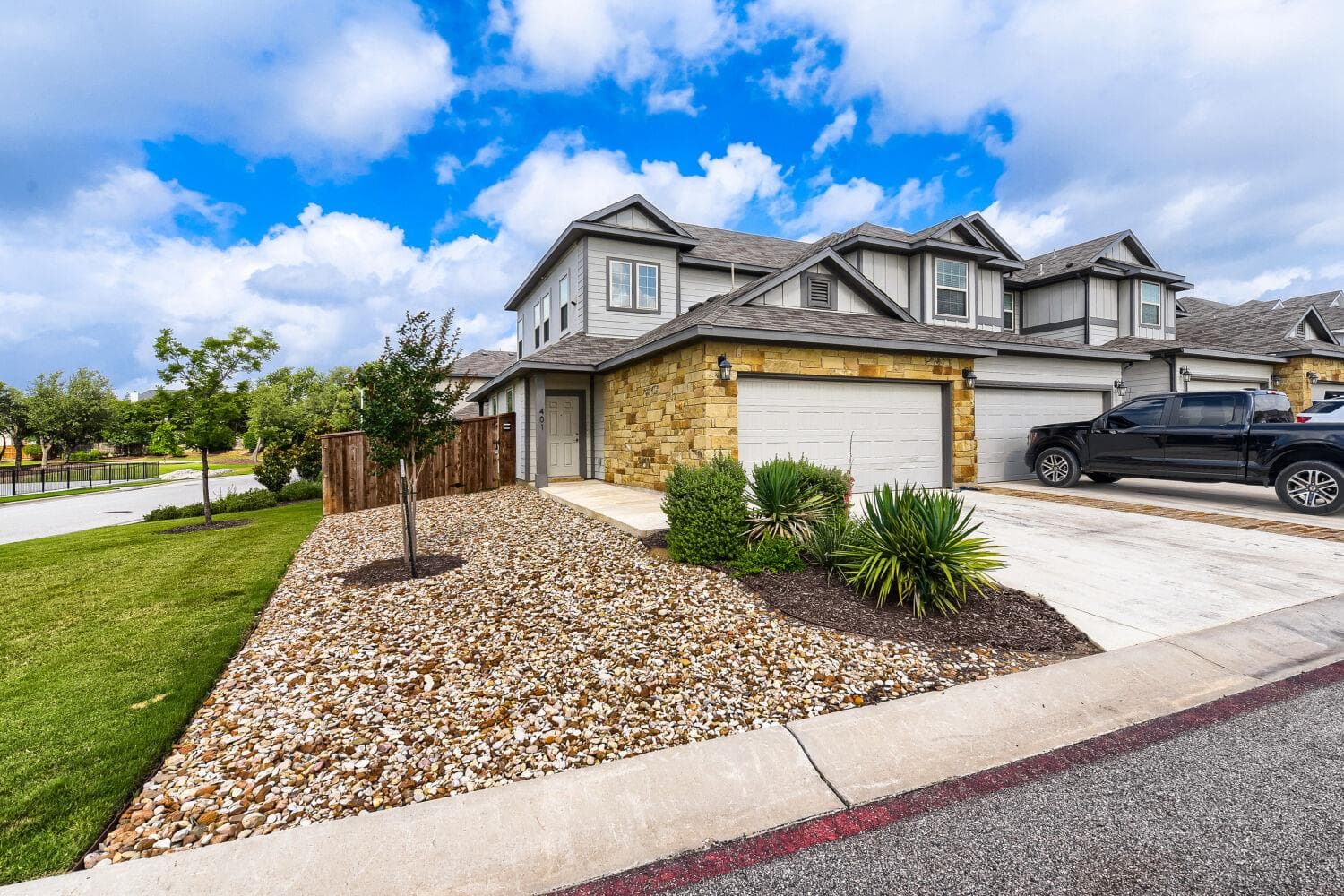 417 Parkline Dr
