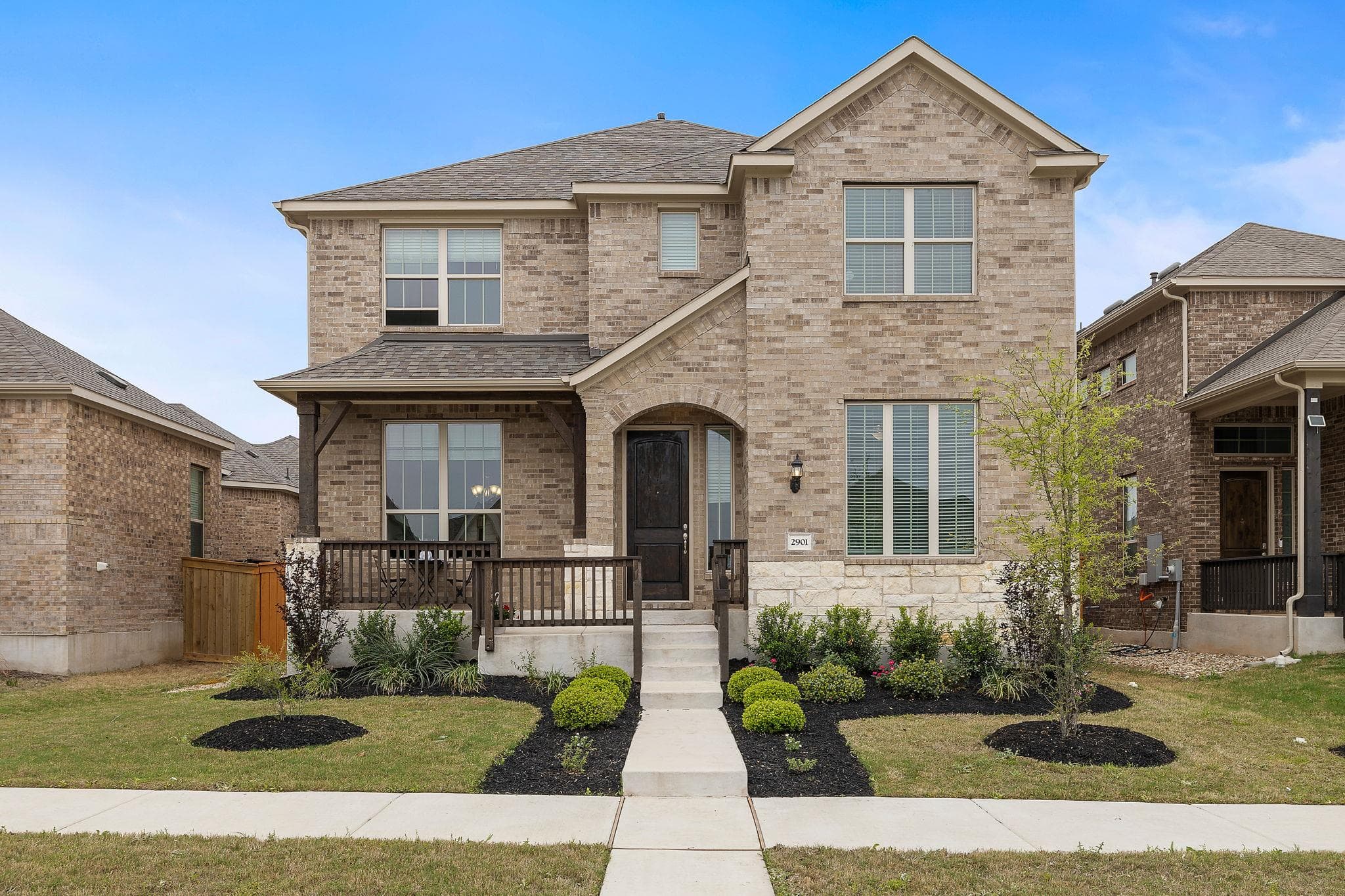 2901  Oak Chase Cv