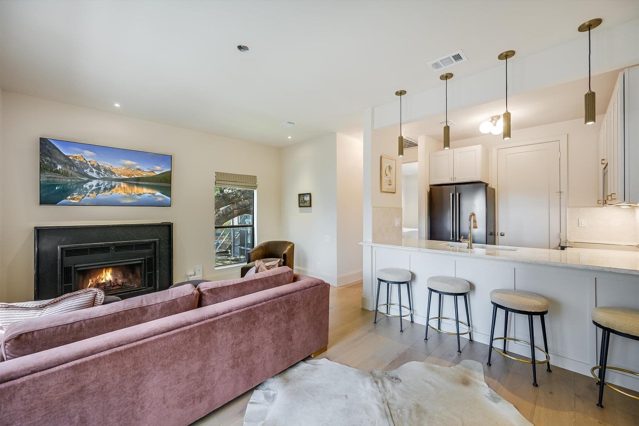 802 S 1st St S #207