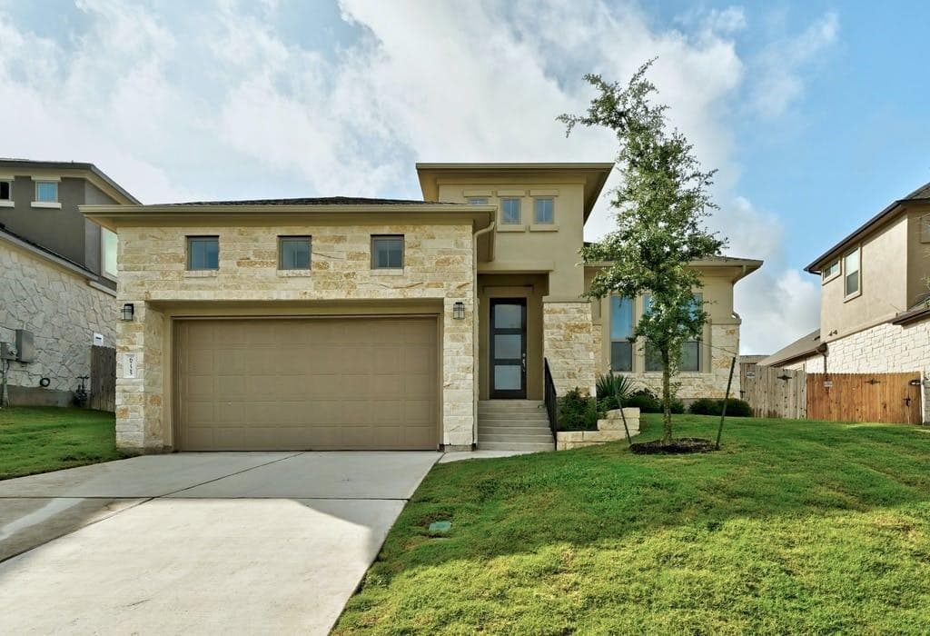 6725  Denia Dr