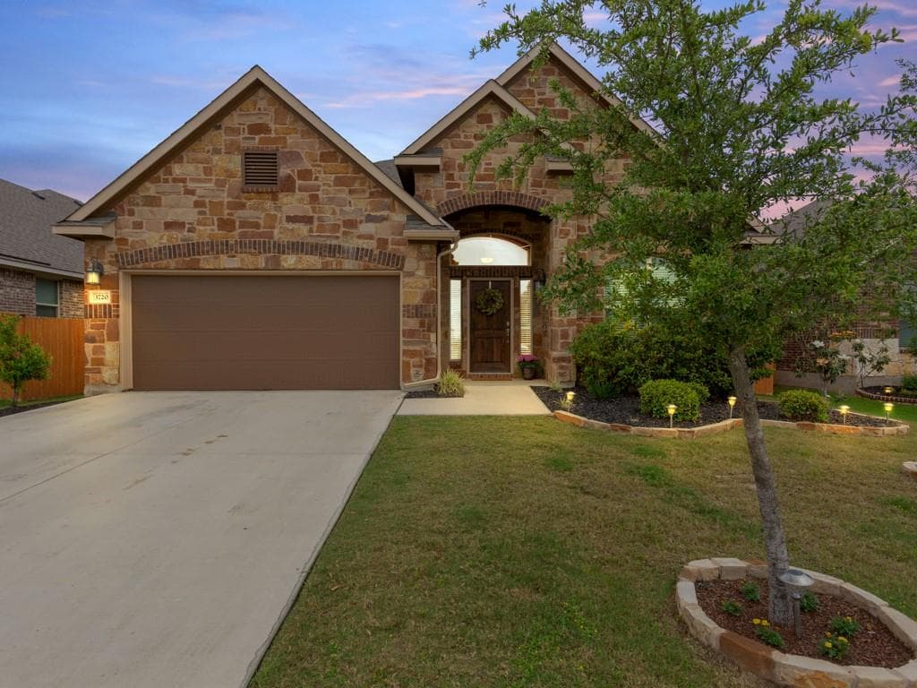 3720  Lunet Ring Way