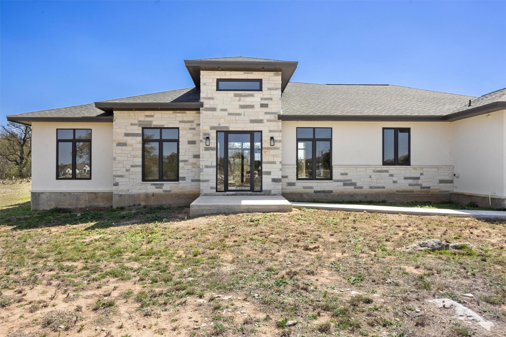 333 Spicewood Trails Dr