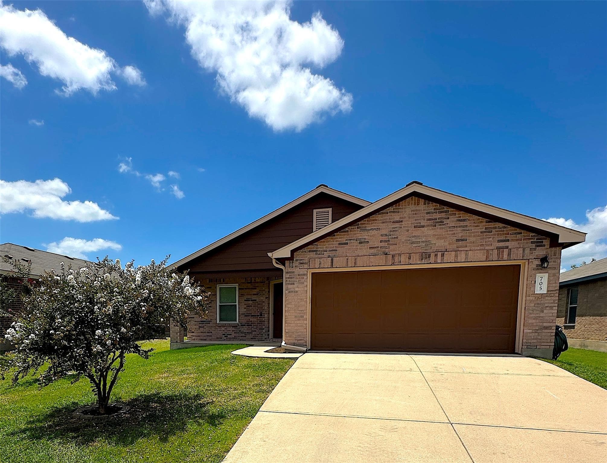 705  Morgan Dr