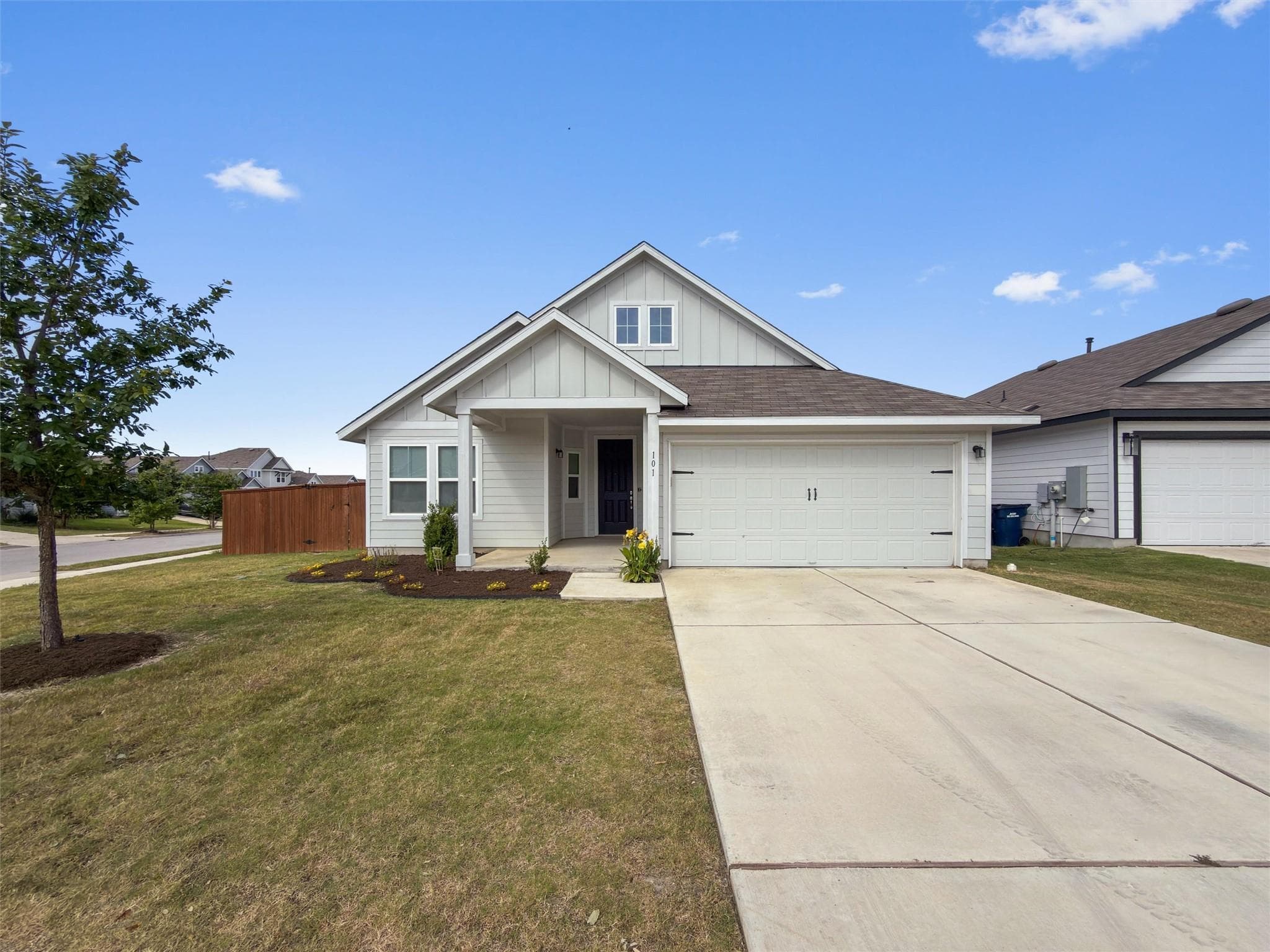 101  Broken Oak Dr