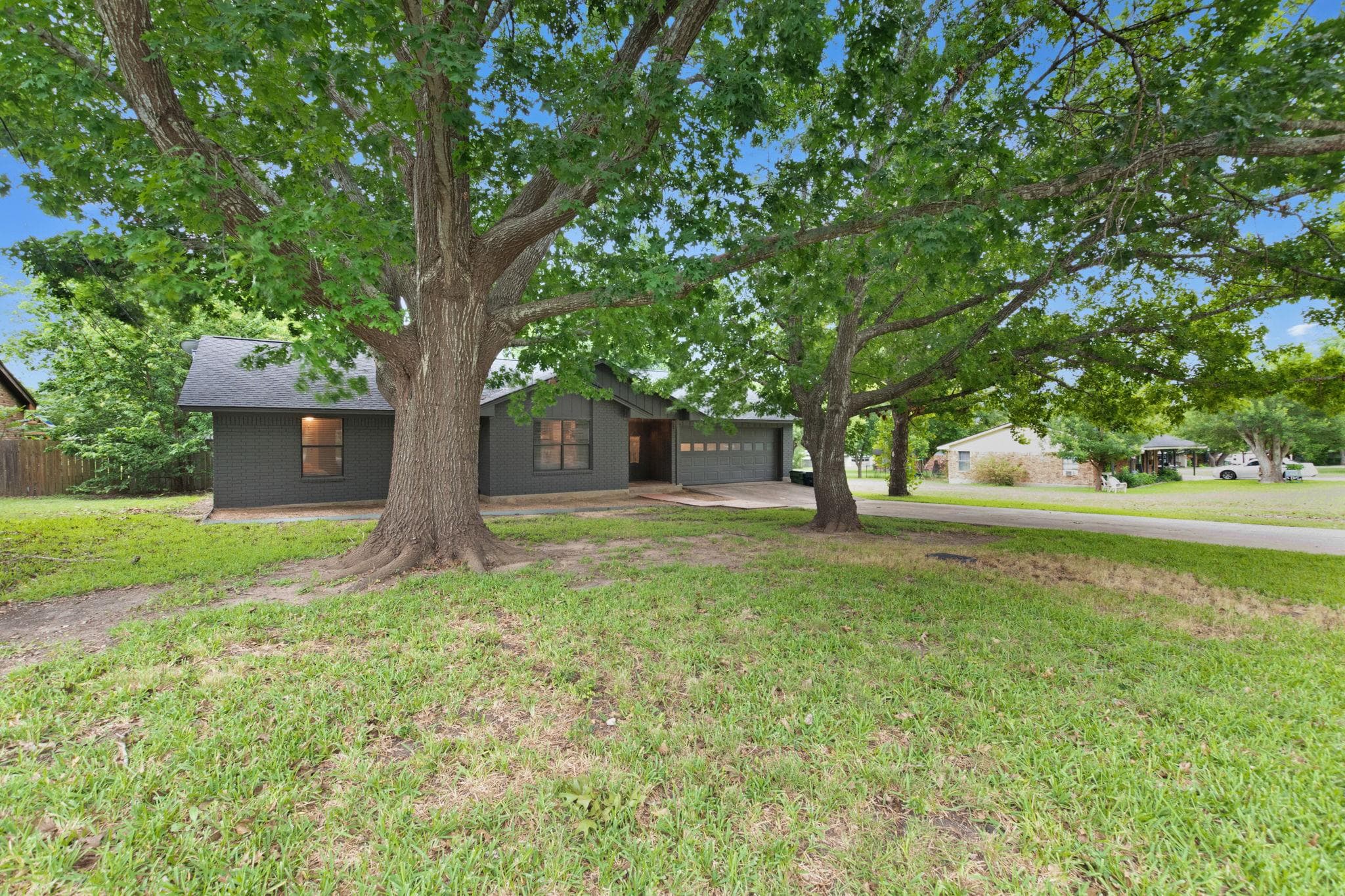 1501  Wofford Dr