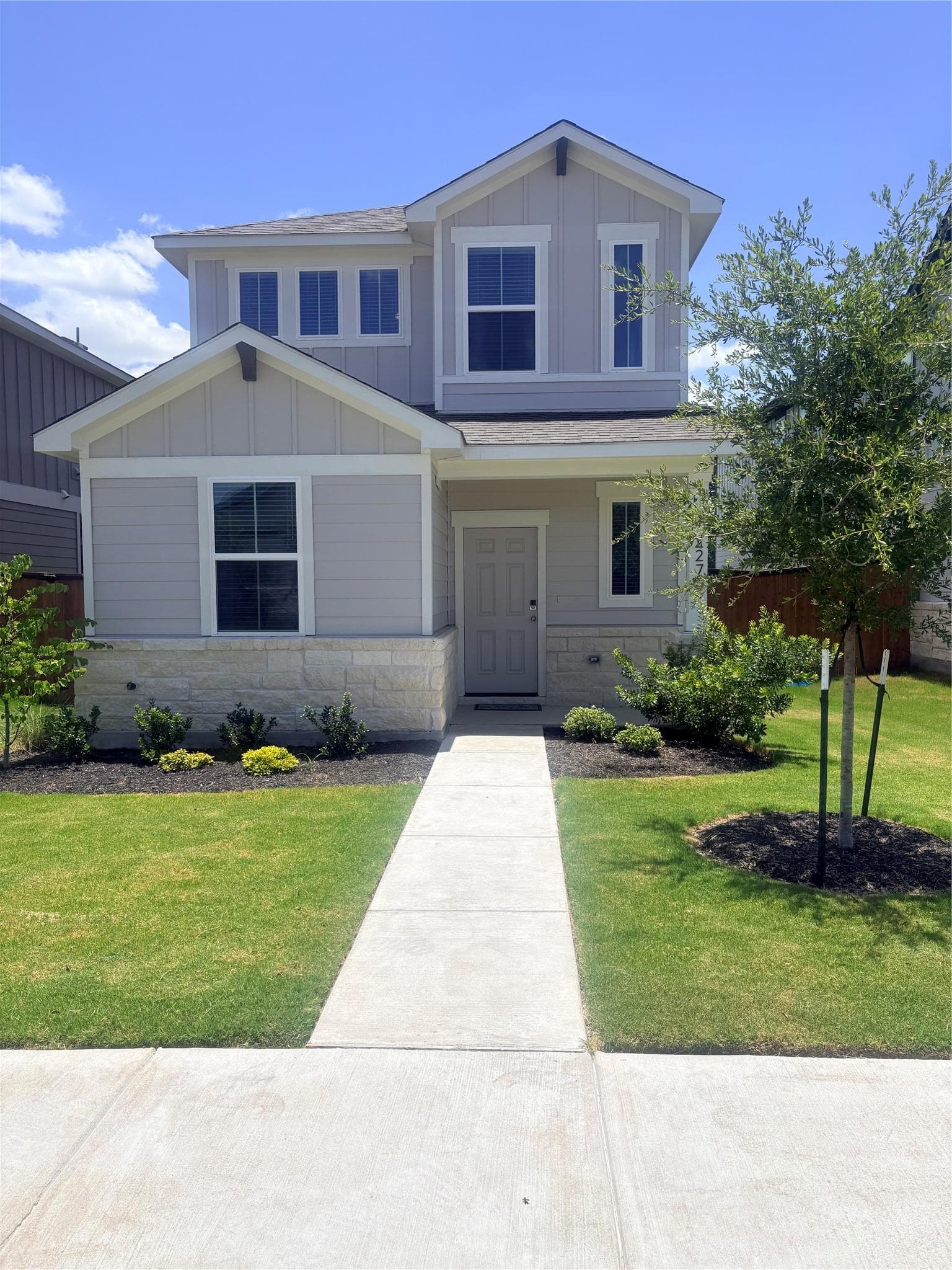 2279  Oscar Eli Place Pl