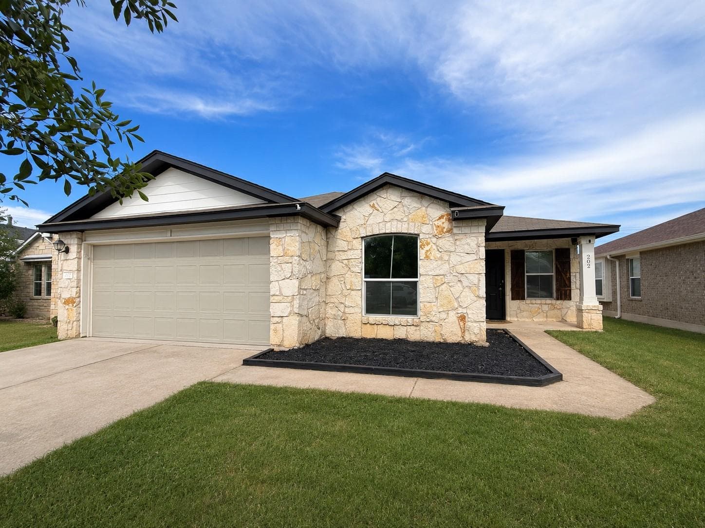 202  Mossberg Ln