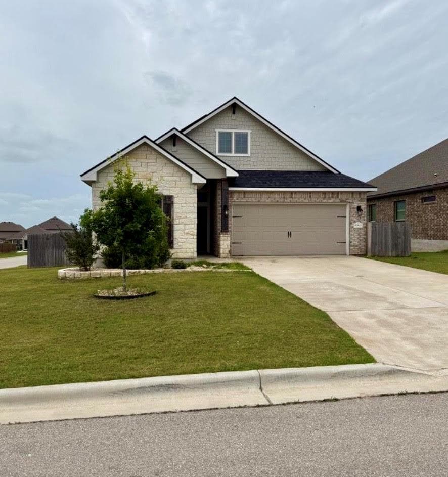 5060 Dickinson Loop