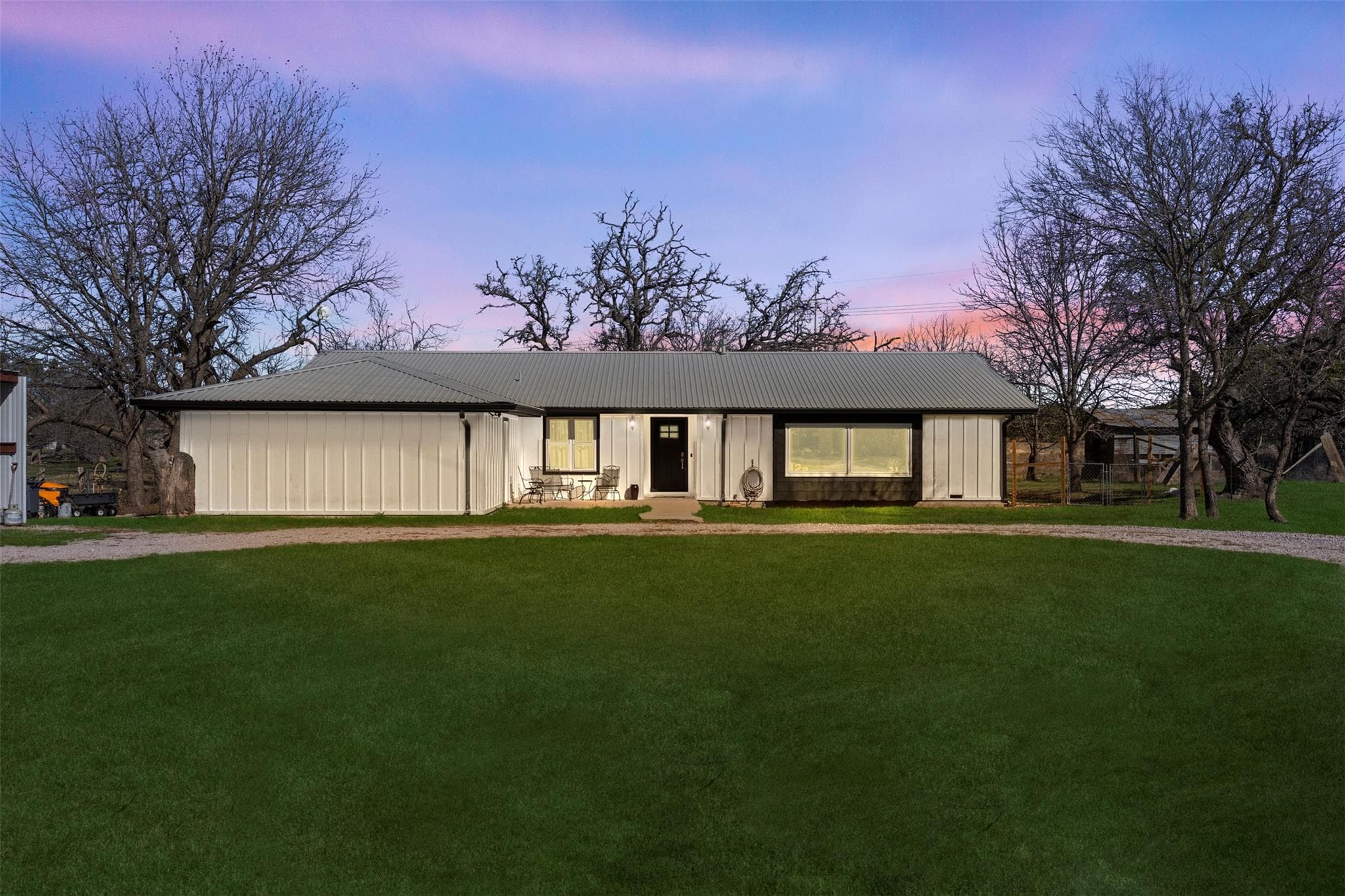 1272  County Road 2102 None