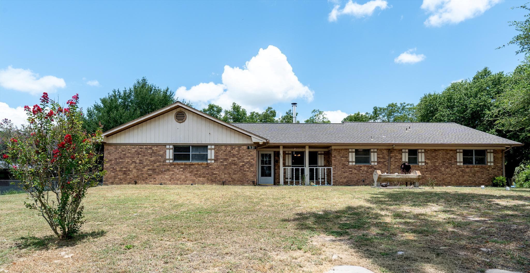 531 Sierra Dr