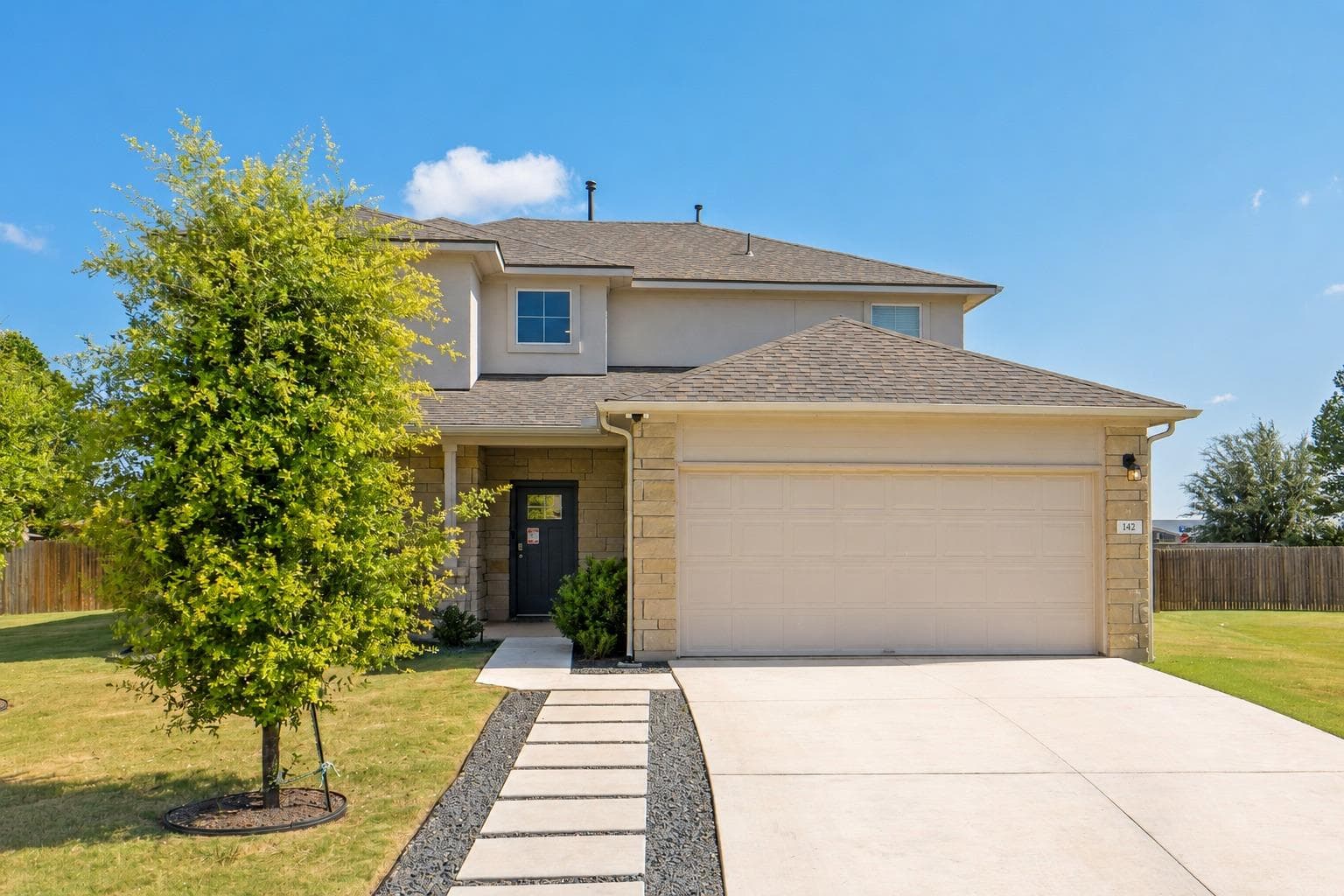 142  Brunnen Way