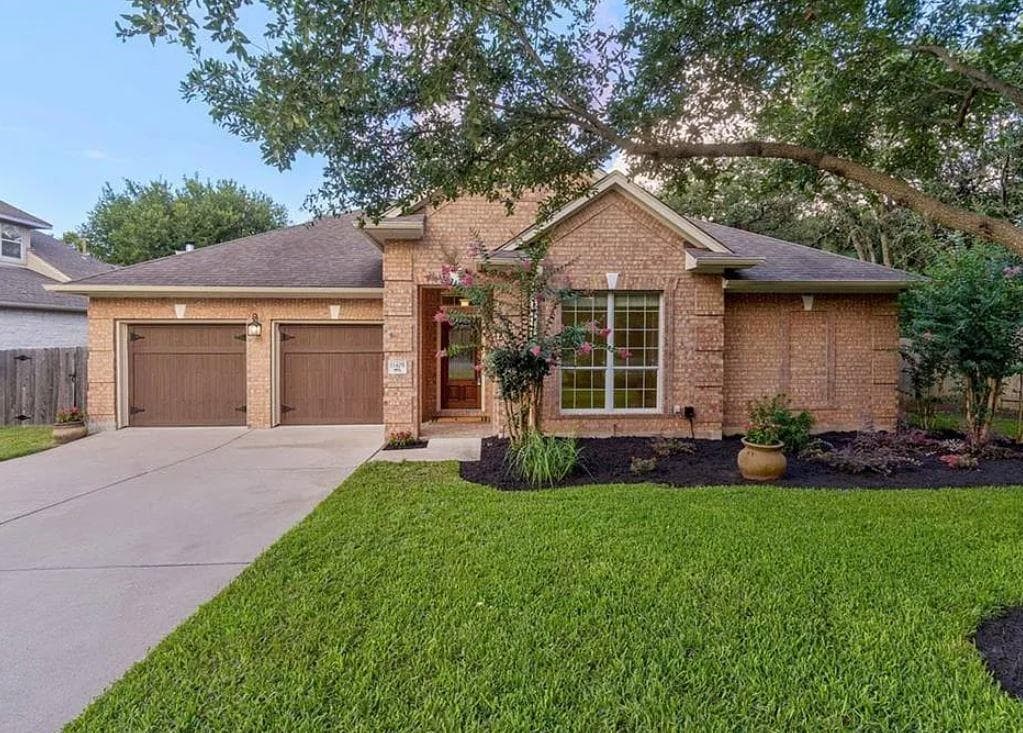 11405  Larue Belle Ln