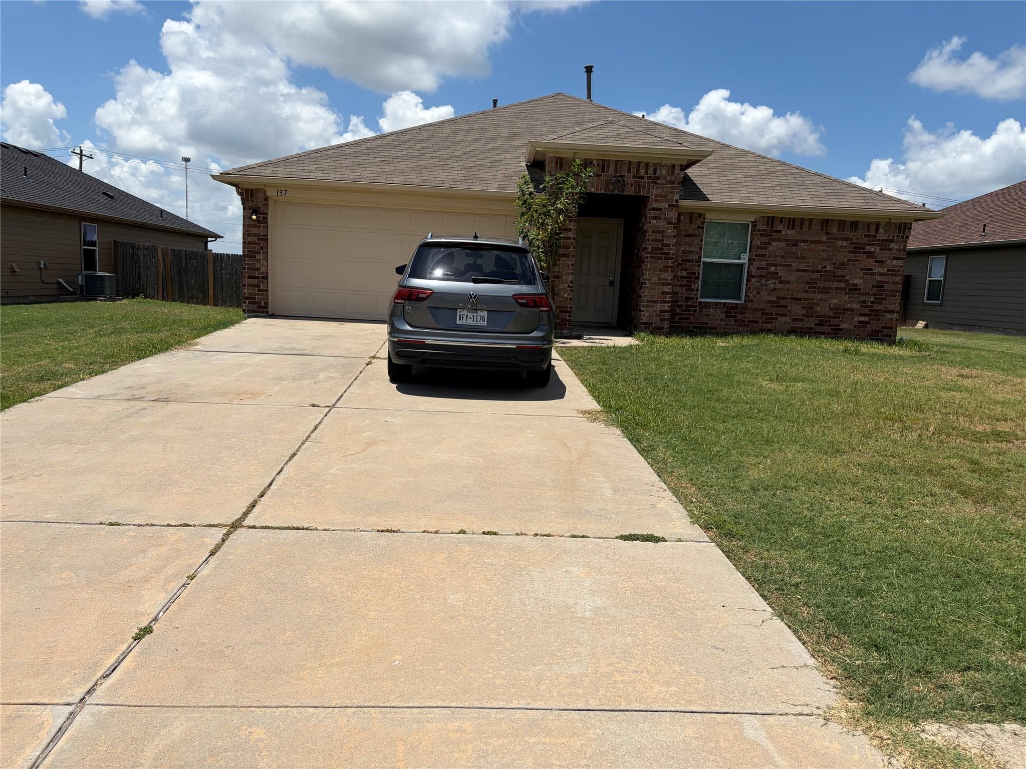 137 Rafe Ct