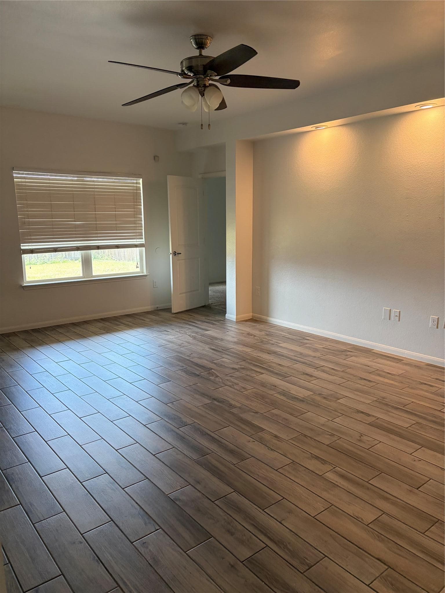 137  Rafe Ct