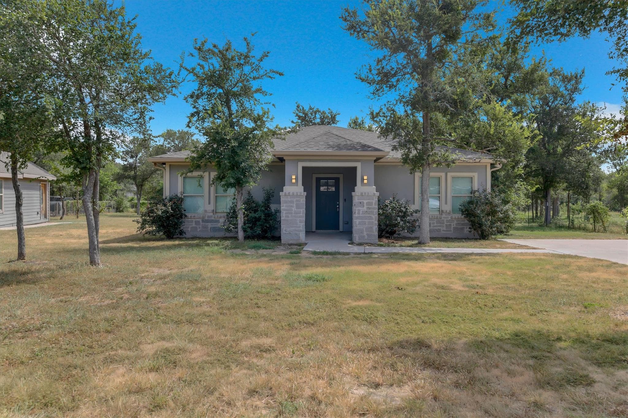 159  La Fortuna Dr