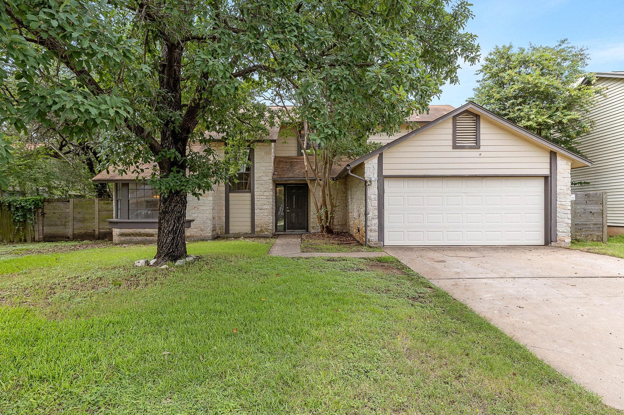 8905  Bridgewood Trl