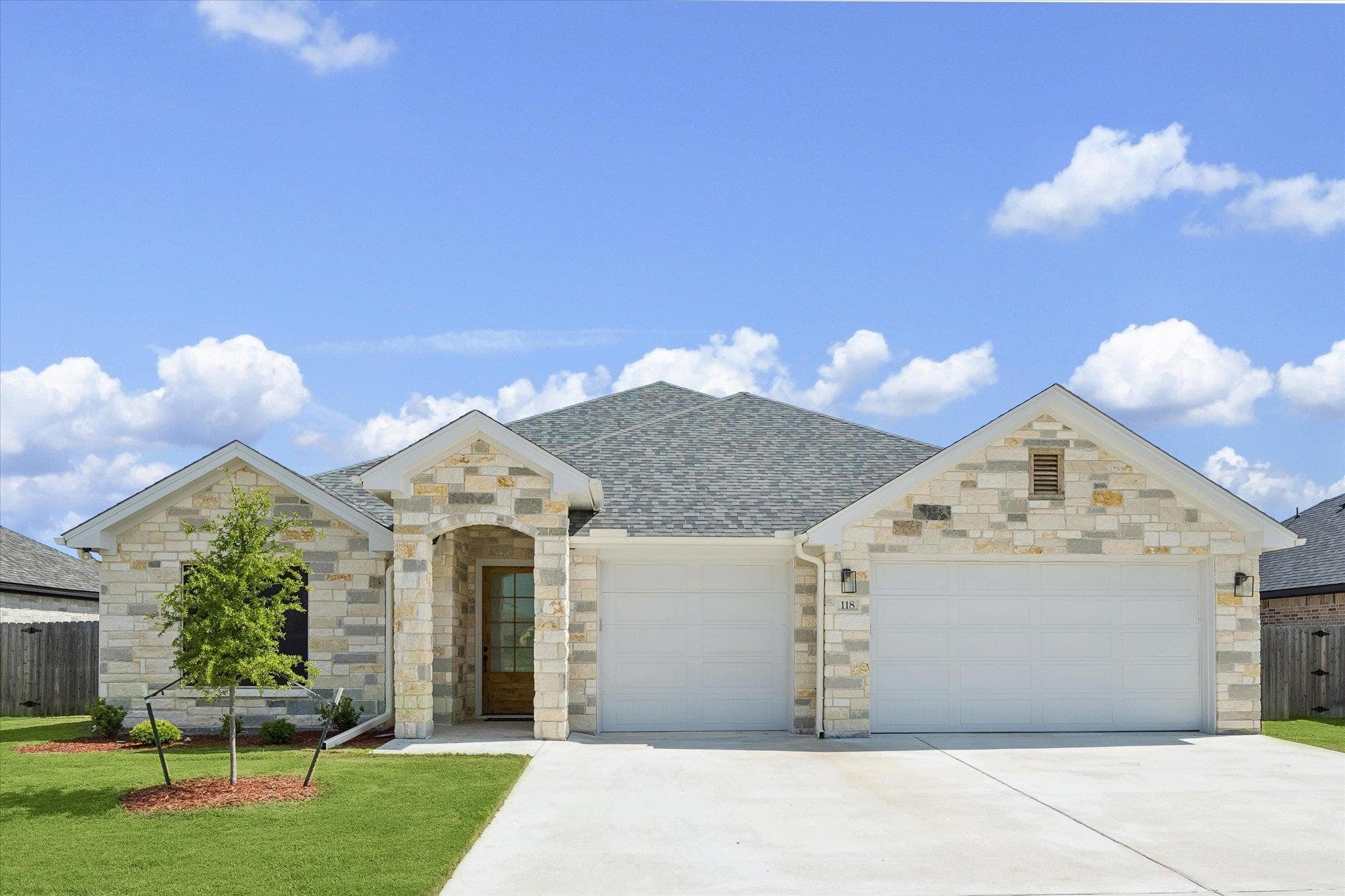 118  Overlook Trl