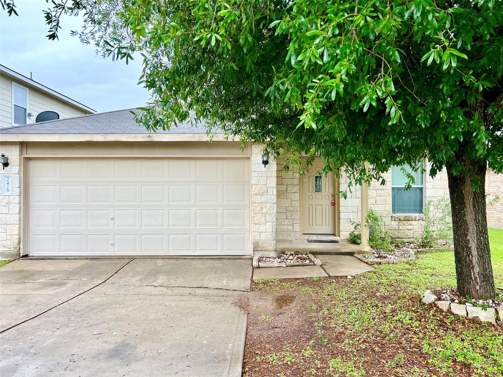 2428  Green Meadows Ln