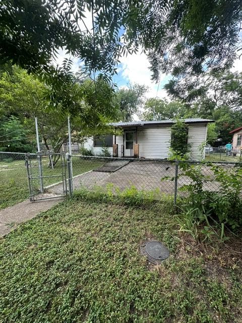 1127 Mark St #D