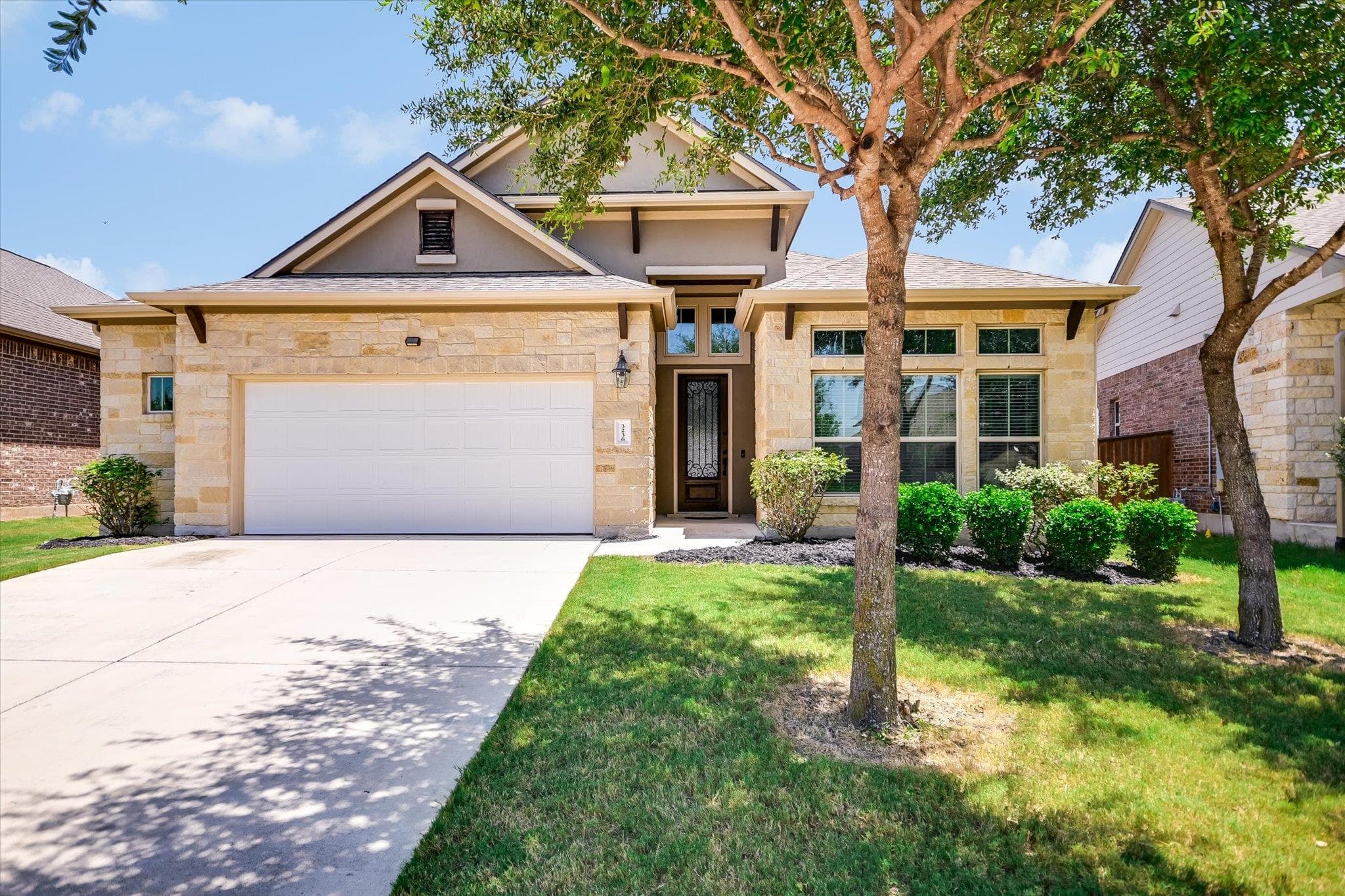 3236 Hidalgo Loop