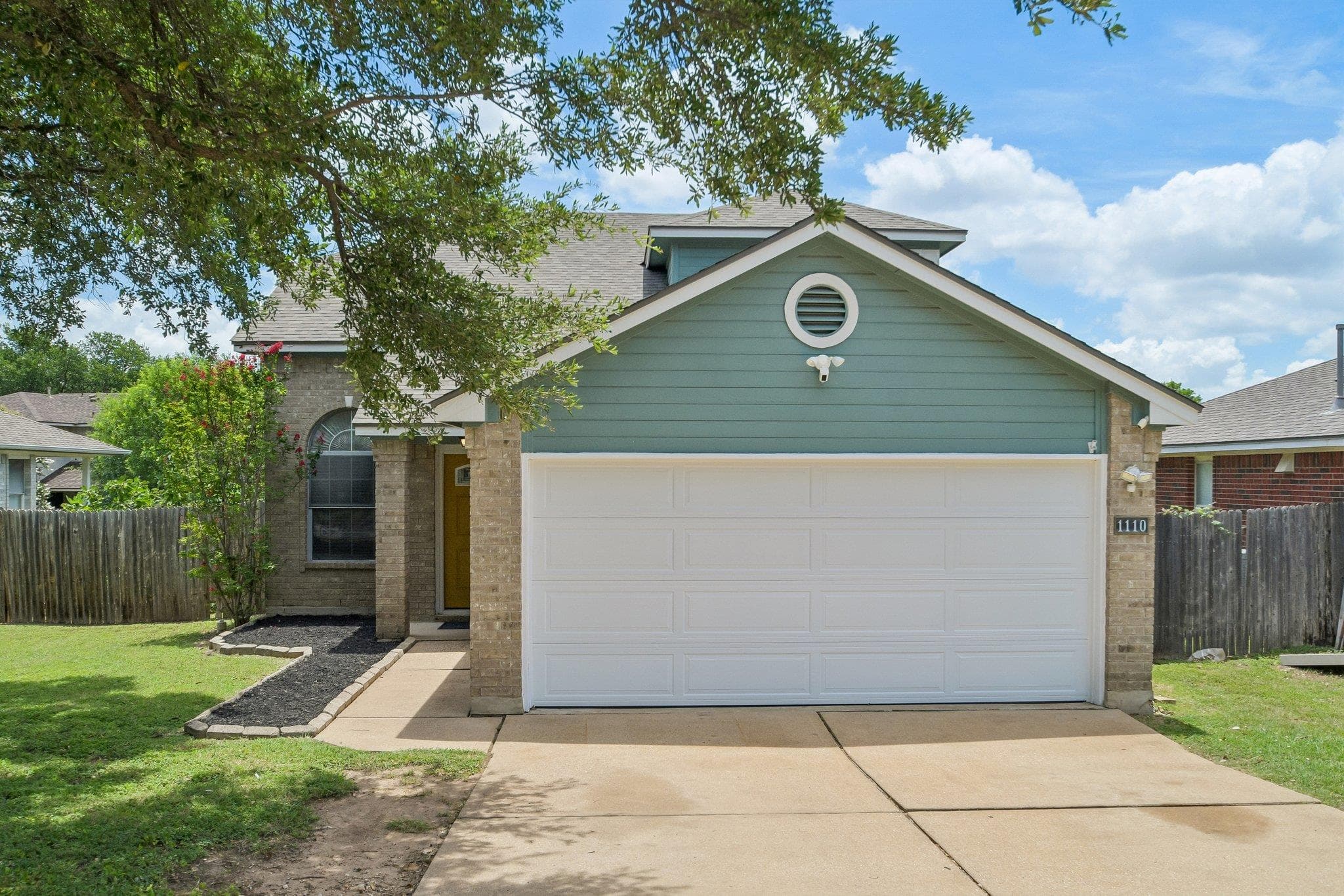 1110  Brashear Ln