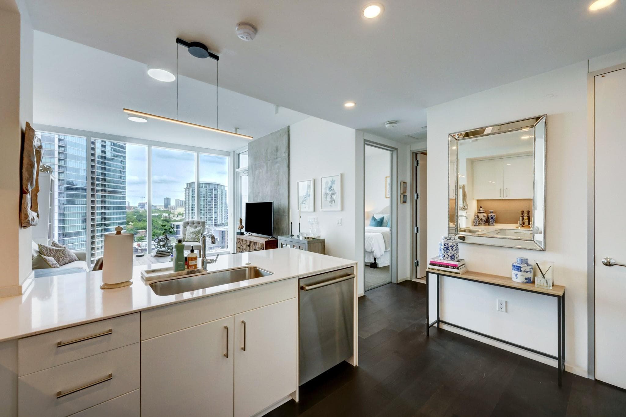 301 West Ave #1503