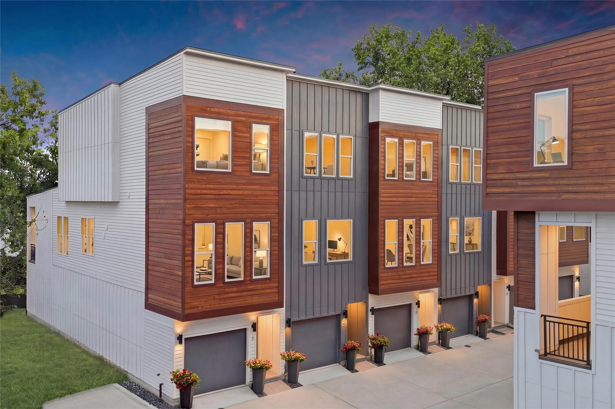 2505 Bluebonnet Ave #12